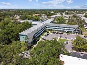 Listing photo id 27 for 2042 Australia Way W 6
