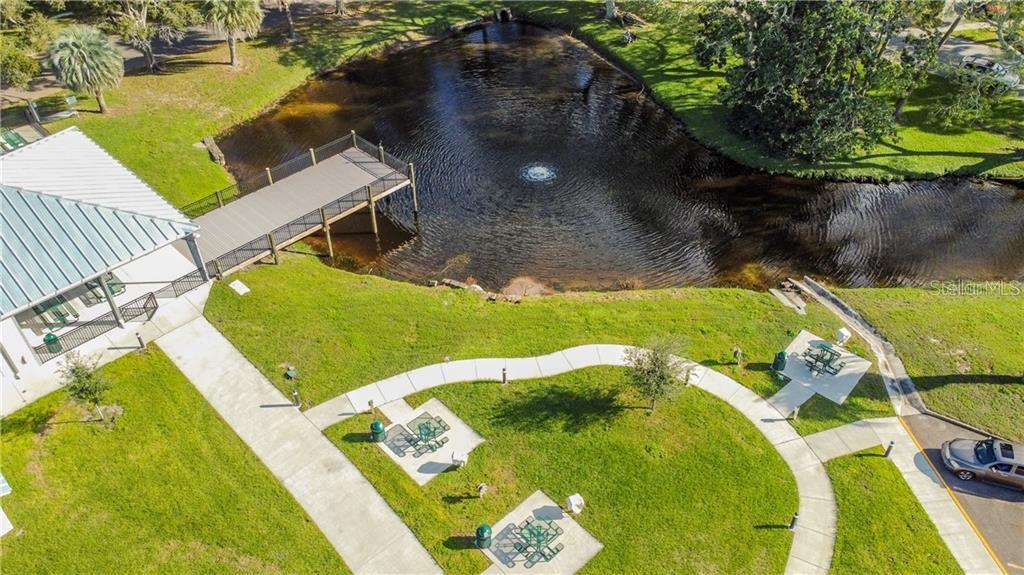 Listing photo id 45 for 2042 Australia Way W 6