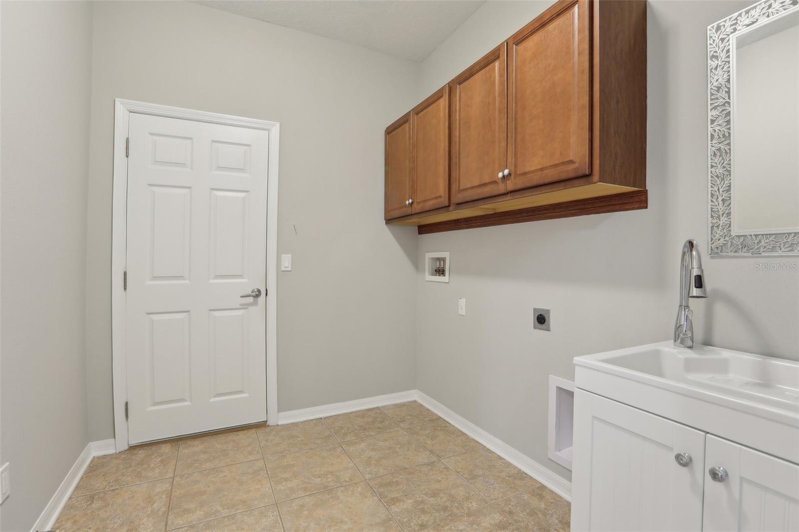 Image 32 of 44 For 1503 Yale Castle Court