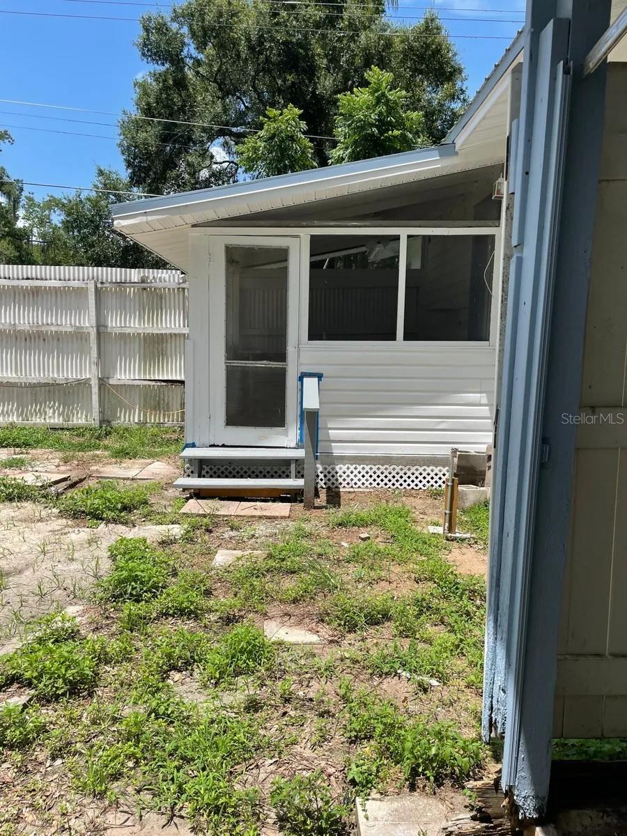 Image 2 of 20 For 38030 Howard Avenue