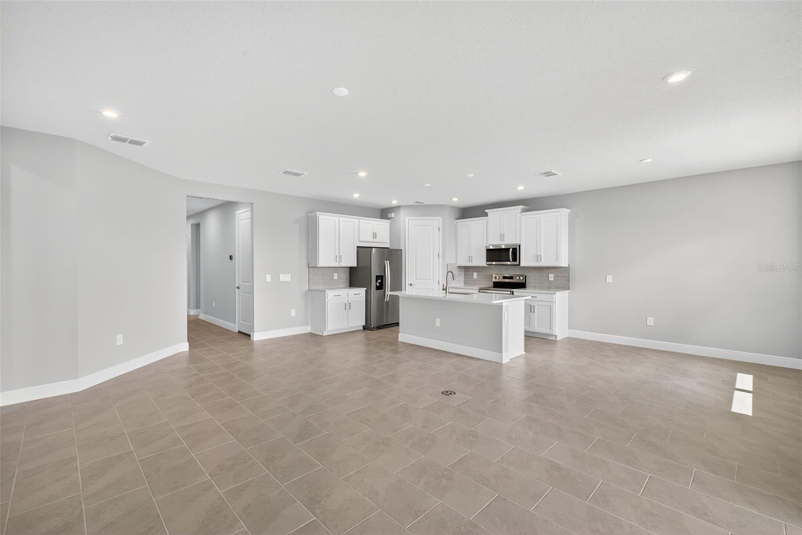 Image 10 of 35 For 12431 52nd Street E