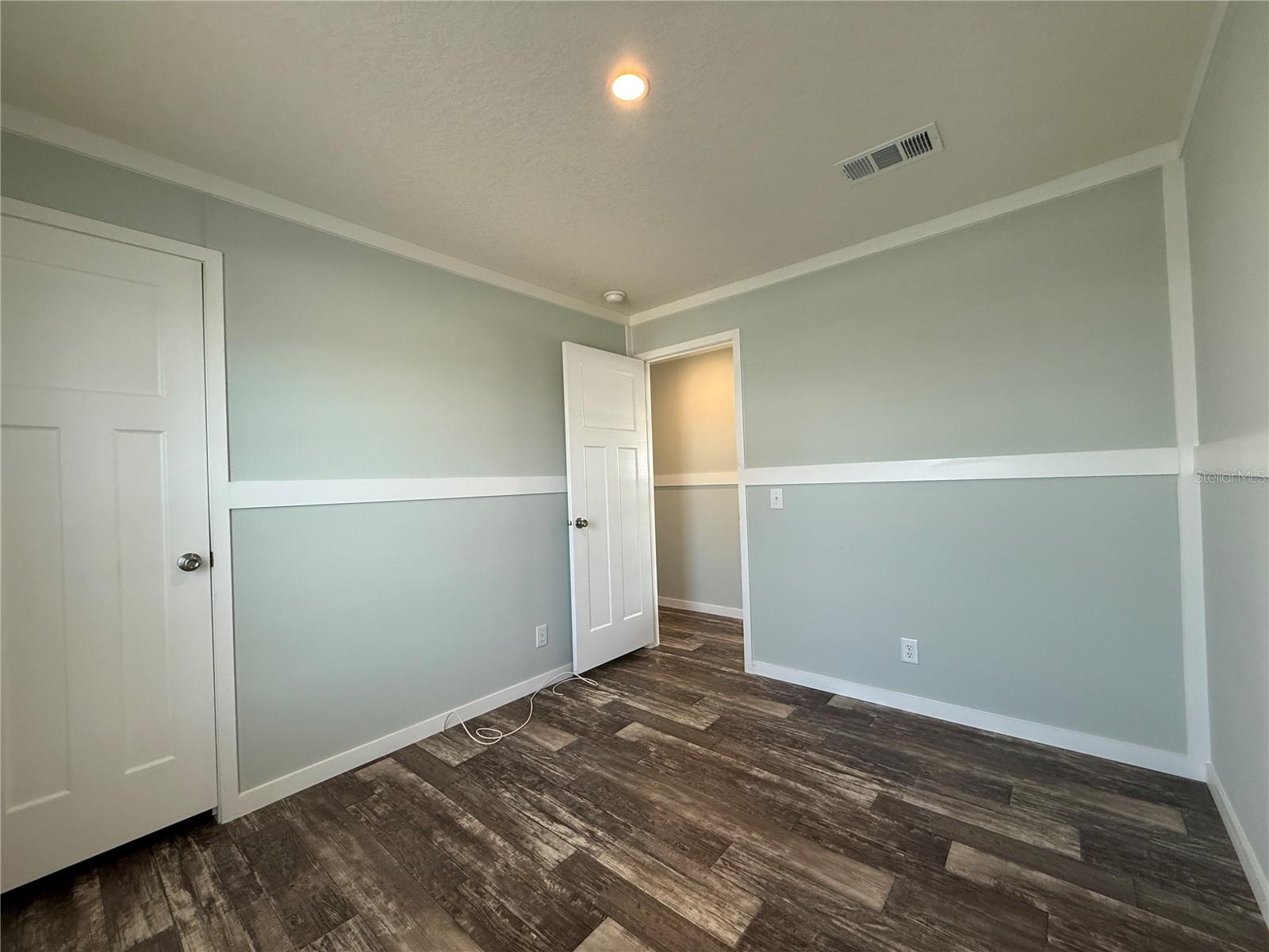 Image 9 of 21 For 105 Saint Johns Way