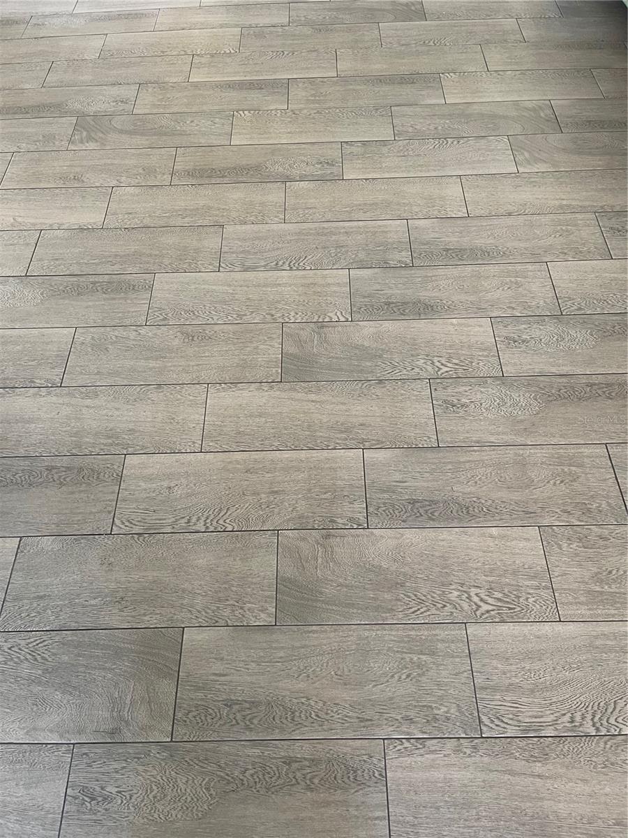 Image 25 of 25 For 7530 Roy Court