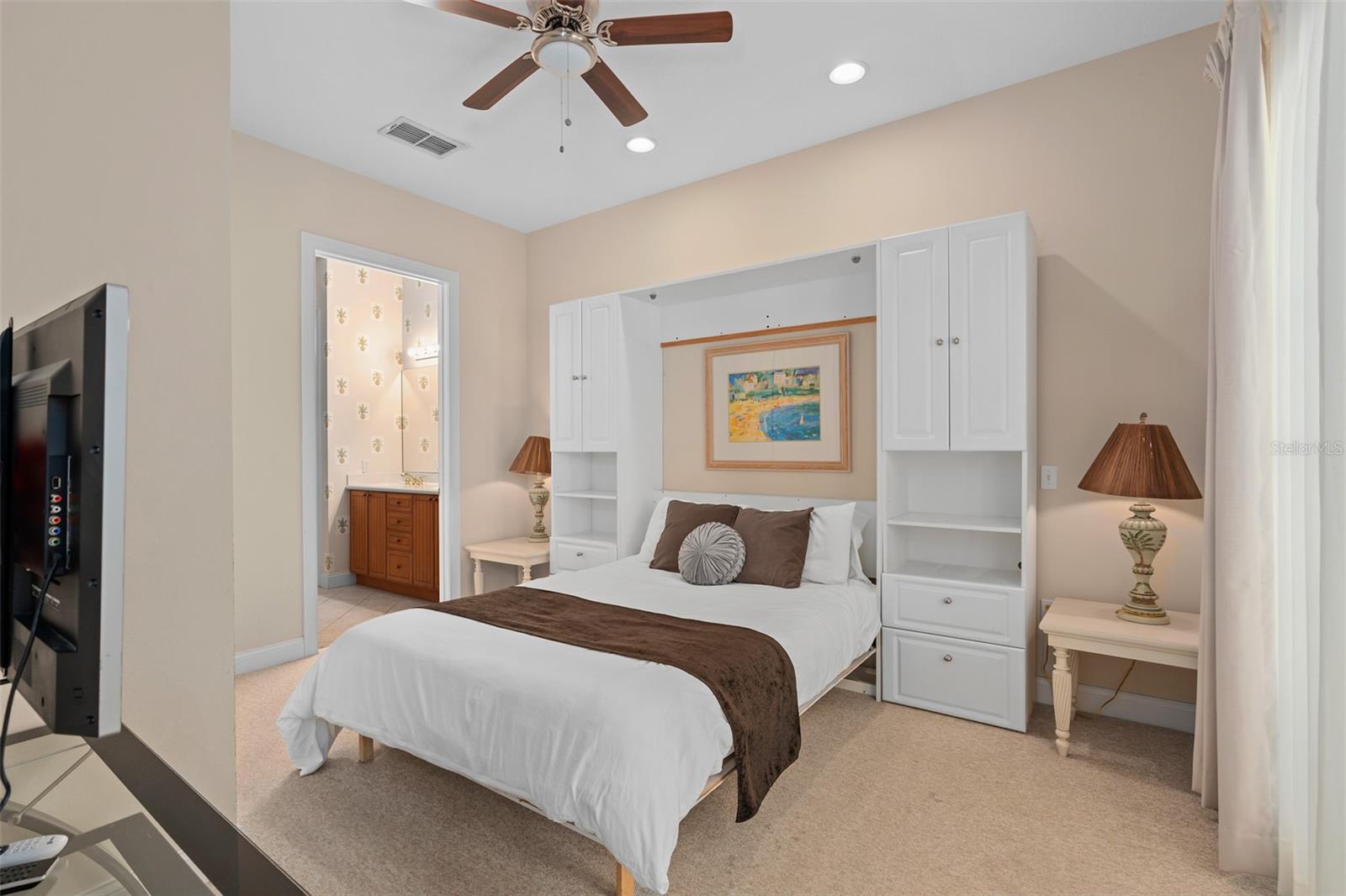 Image 8 of 71 For 1529 Euston Drive