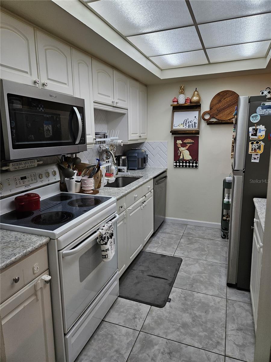 Image 12 of 23 For 770 Village Lake Terrace N 104