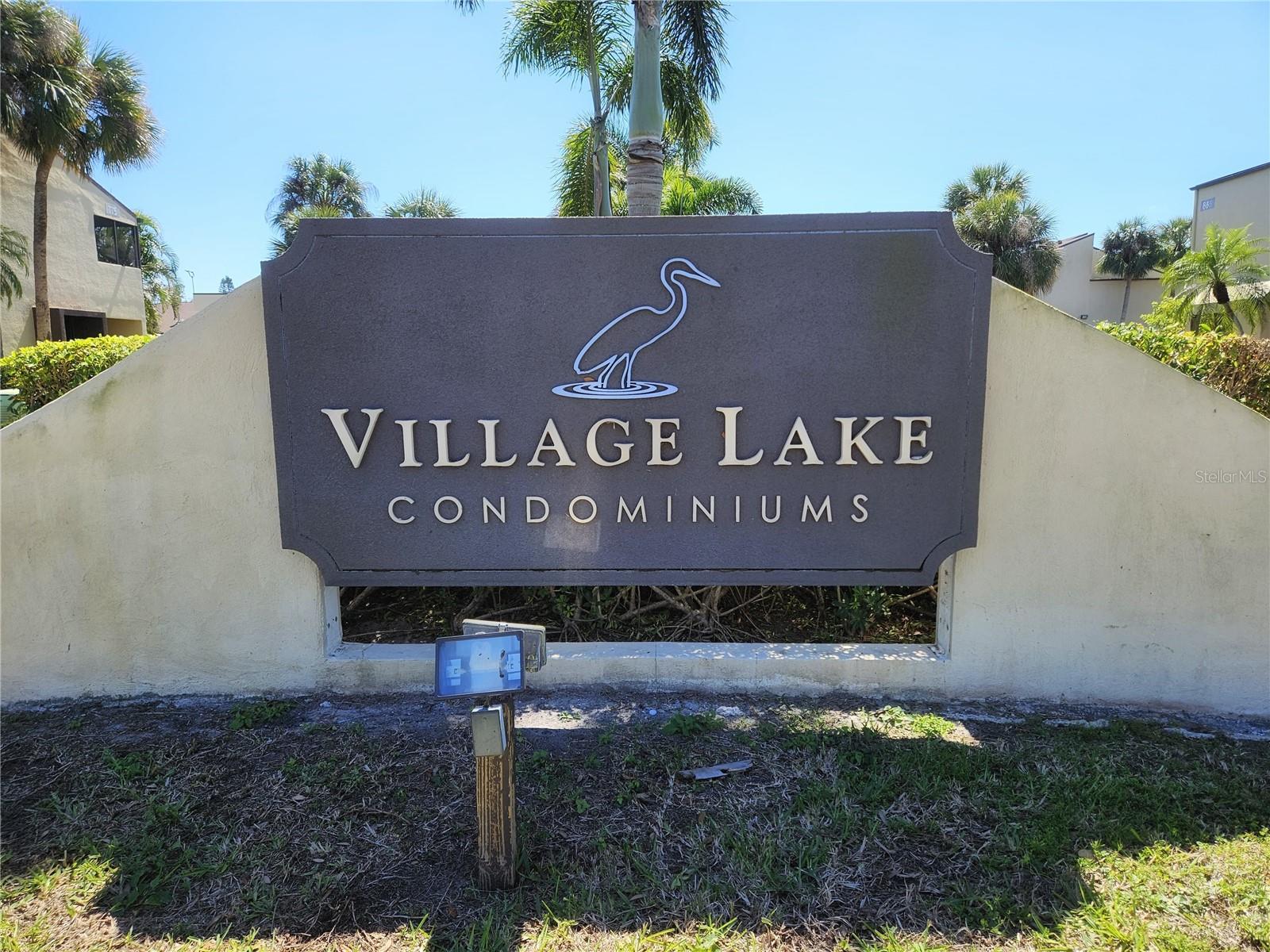 Image 4 of 23 For 770 Village Lake Terrace N 104