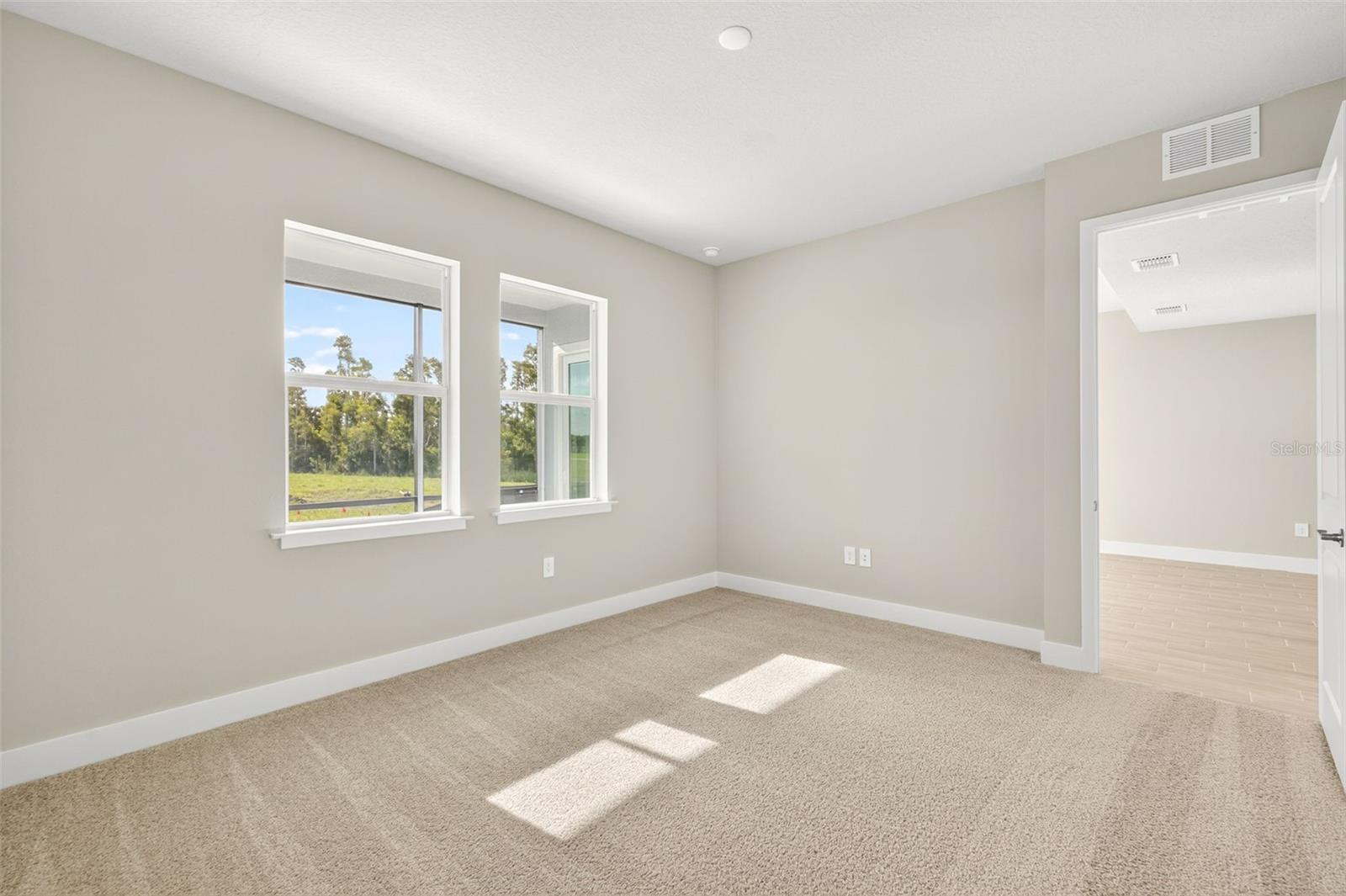 Image 15 of 27 For 17420 Moonflower Drive 102