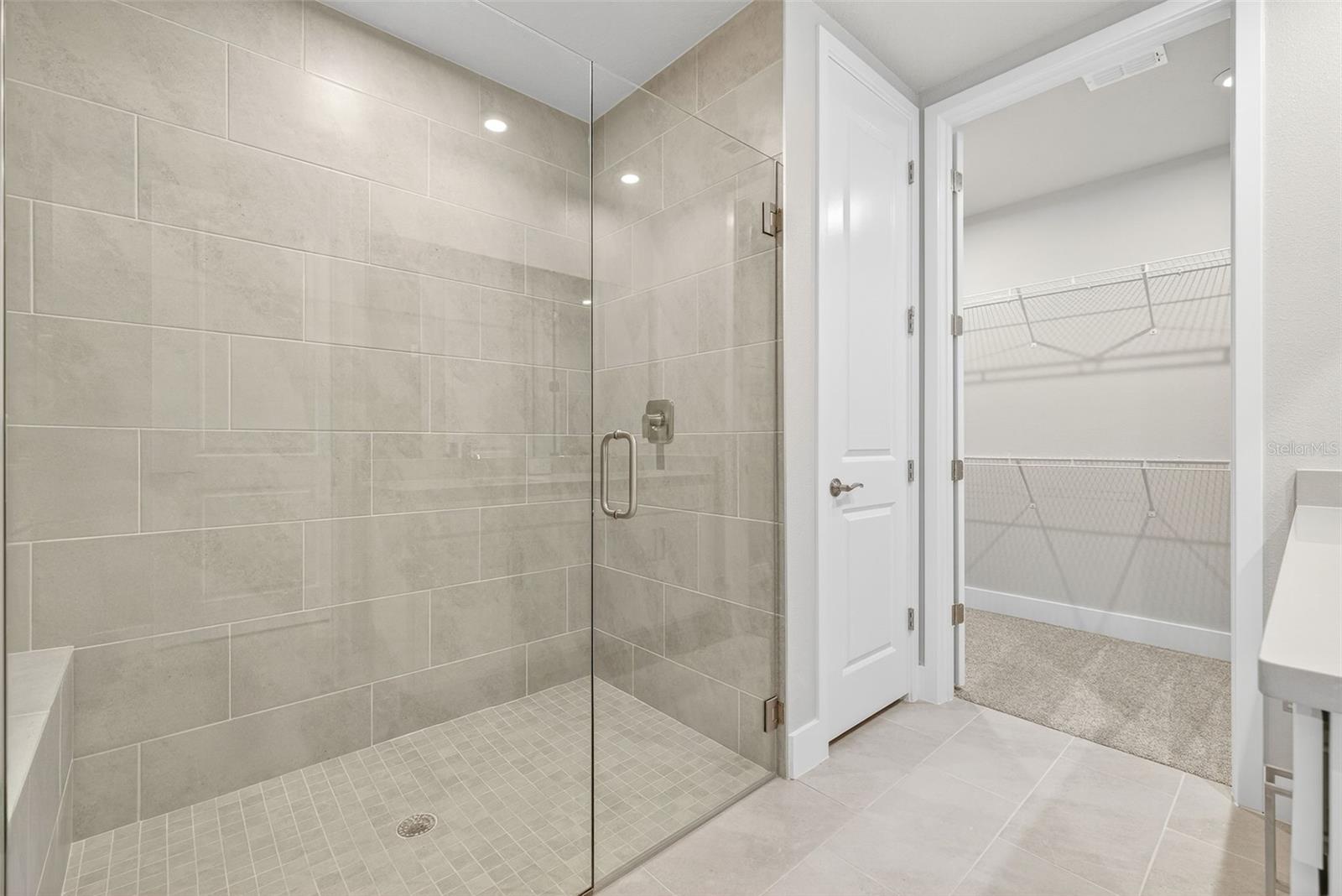 Image 16 of 27 For 17420 Moonflower Drive 101