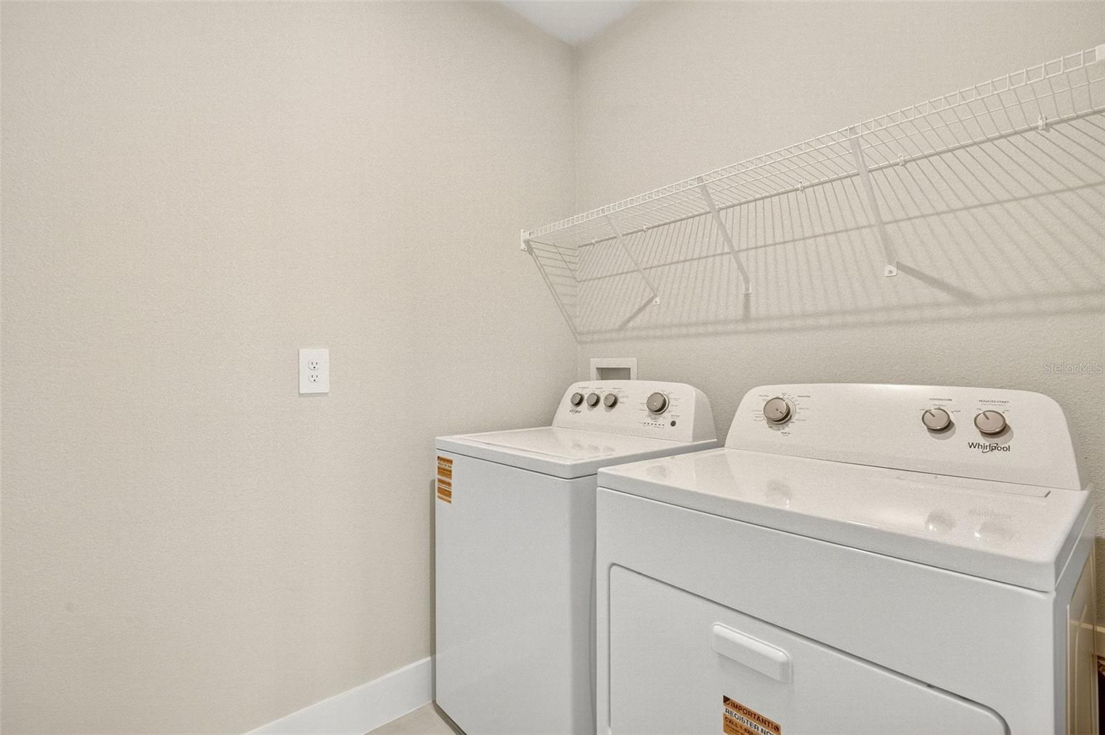 Image 23 of 27 For 17420 Moonflower Drive 101