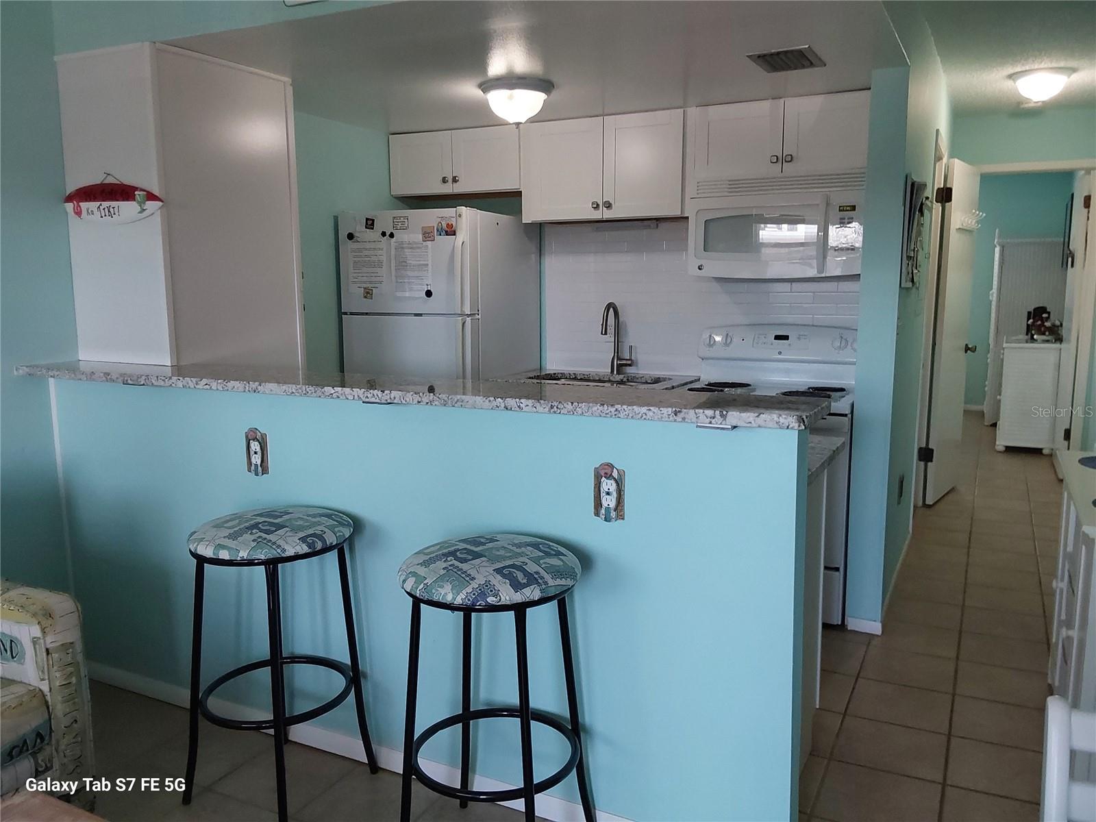 Image 15 of 45 For 8567 Gulf Boulevard 17n