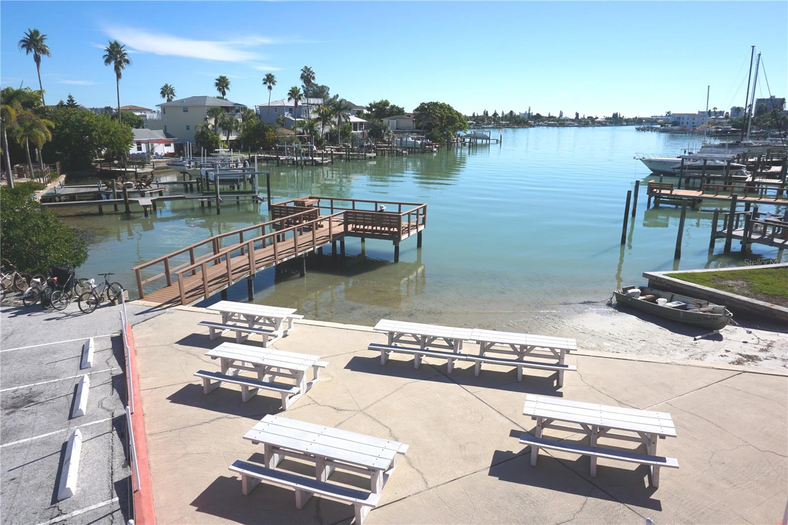 Image 27 of 45 For 8567 Gulf Boulevard 17n