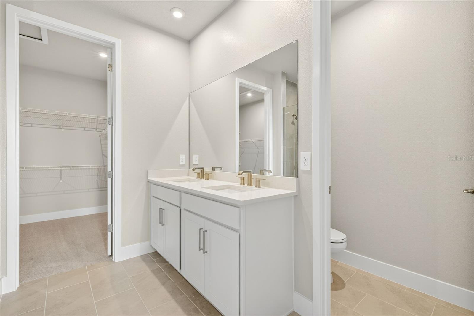 Image 16 of 25 For 17420 Moonflower Drive 202