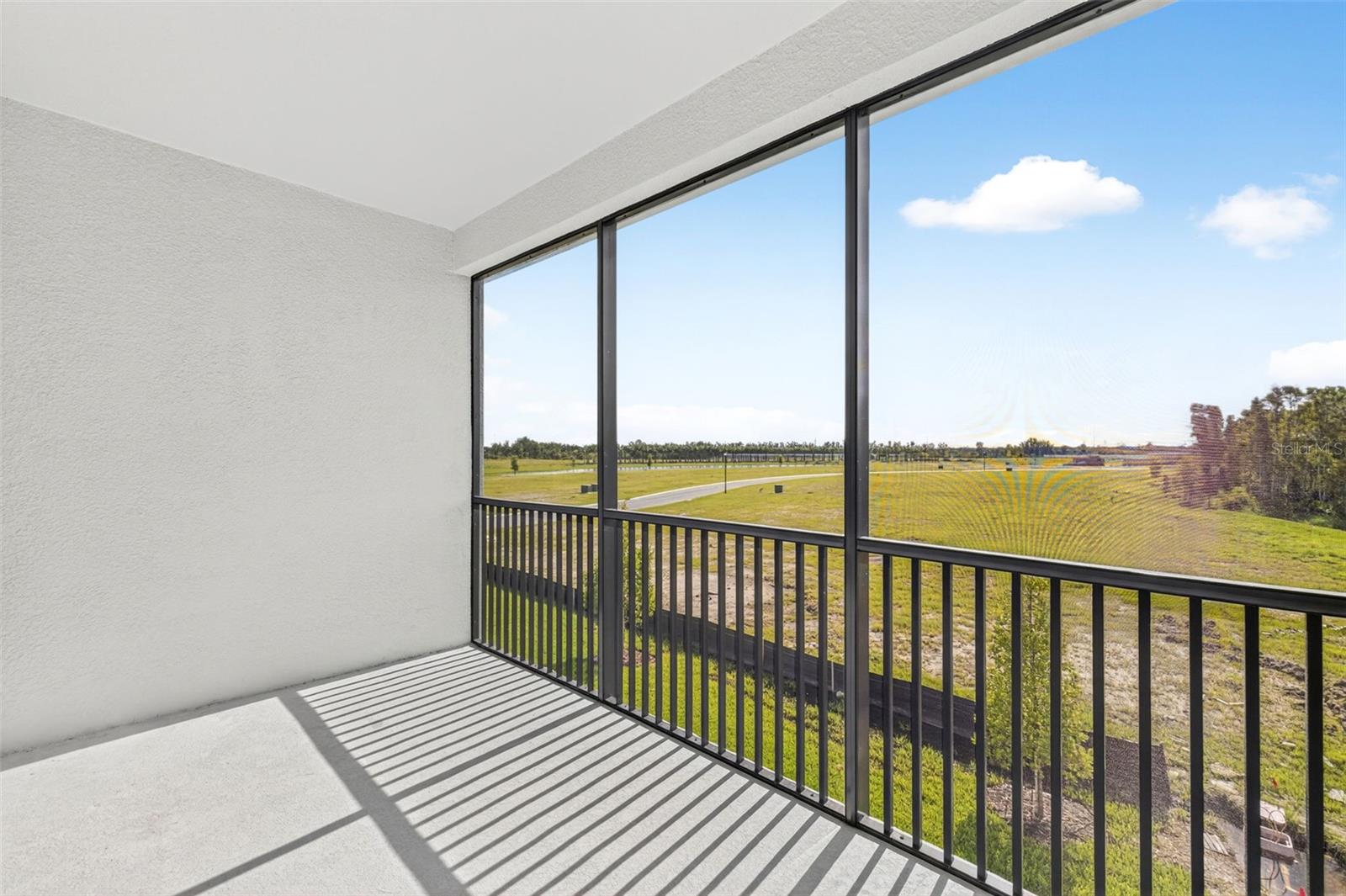 Image 24 of 25 For 17420 Moonflower Drive 202
