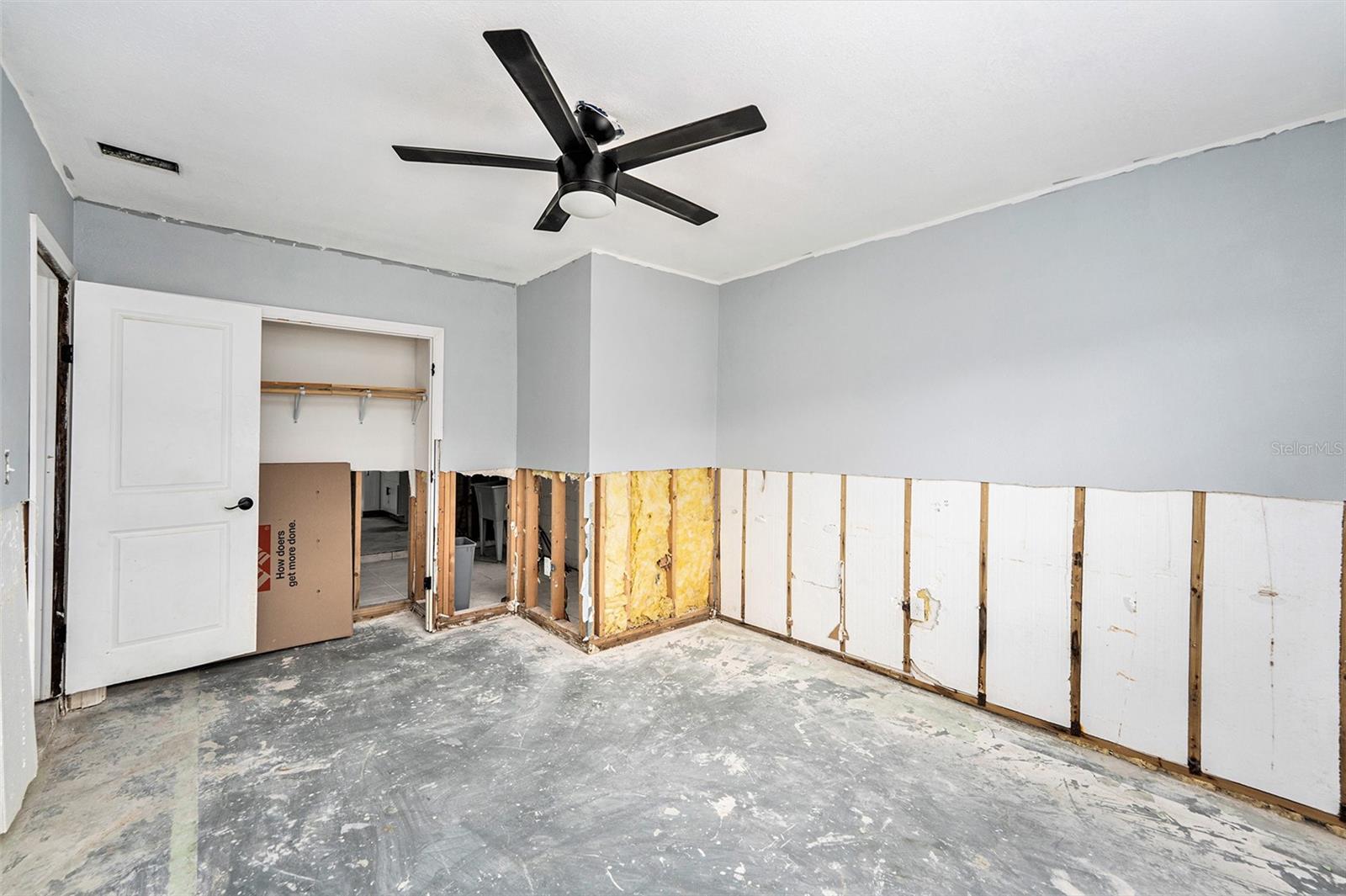 Listing photo id 9 for 1819 Shore Acres Boulevard Ne