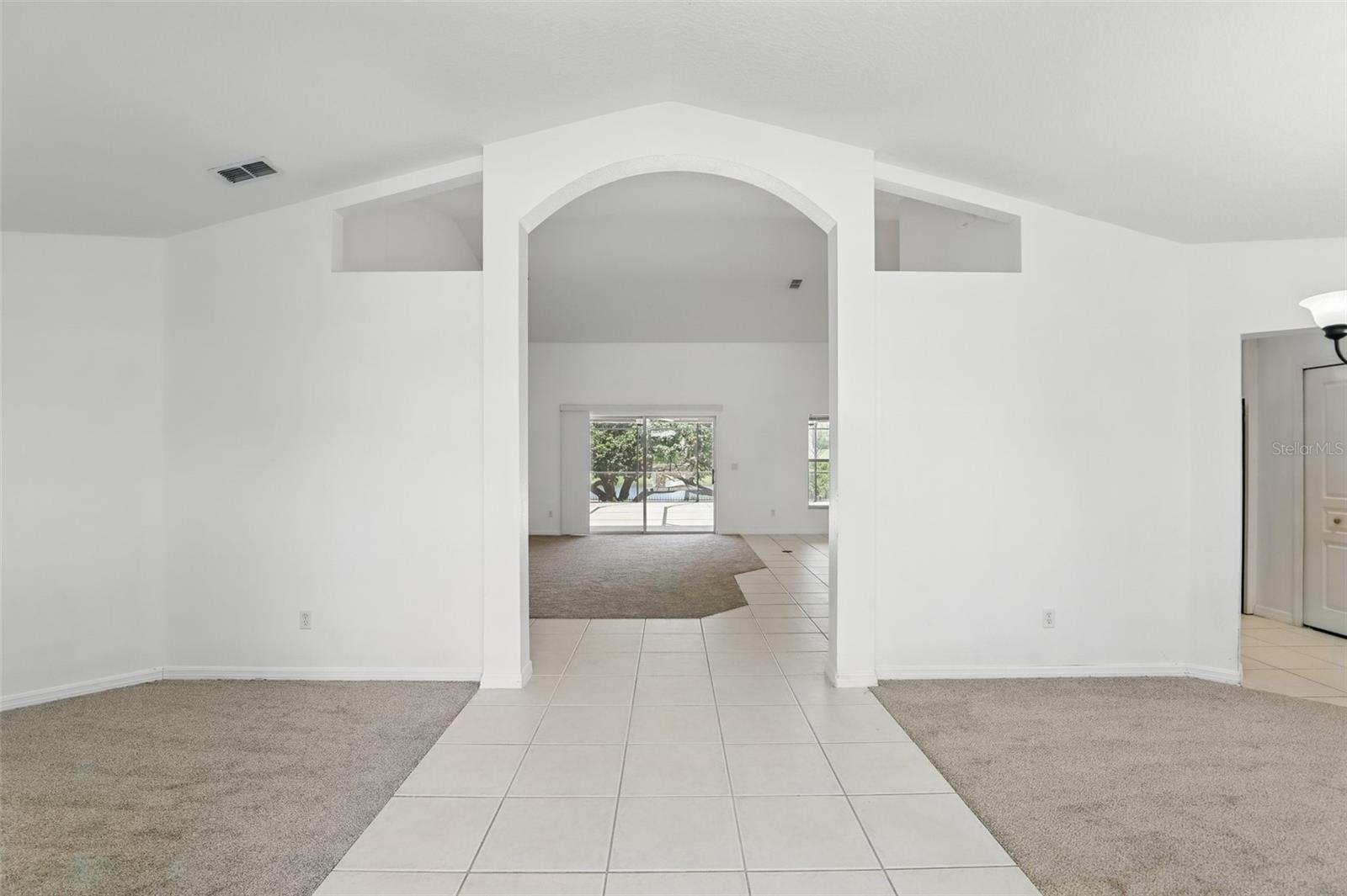 Image 4 of 38 For 1372 Madison Ivy Circle