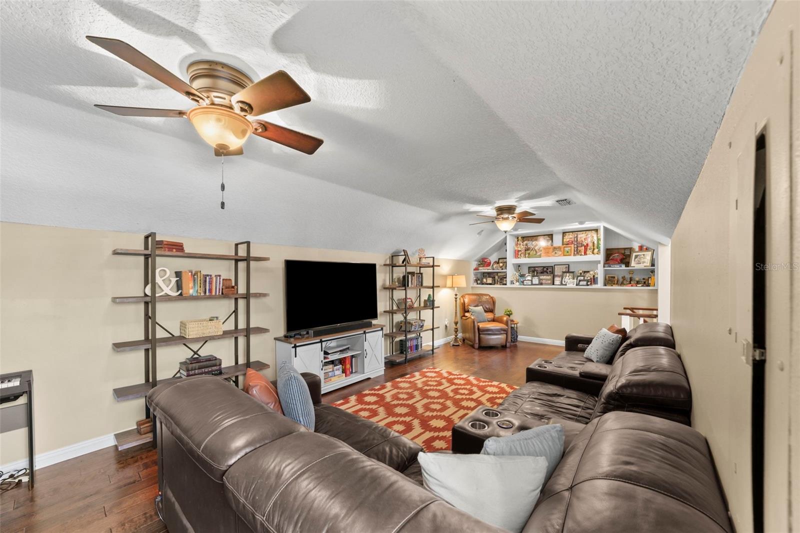 Listing photo id 13 for 808 Old Welcome Road