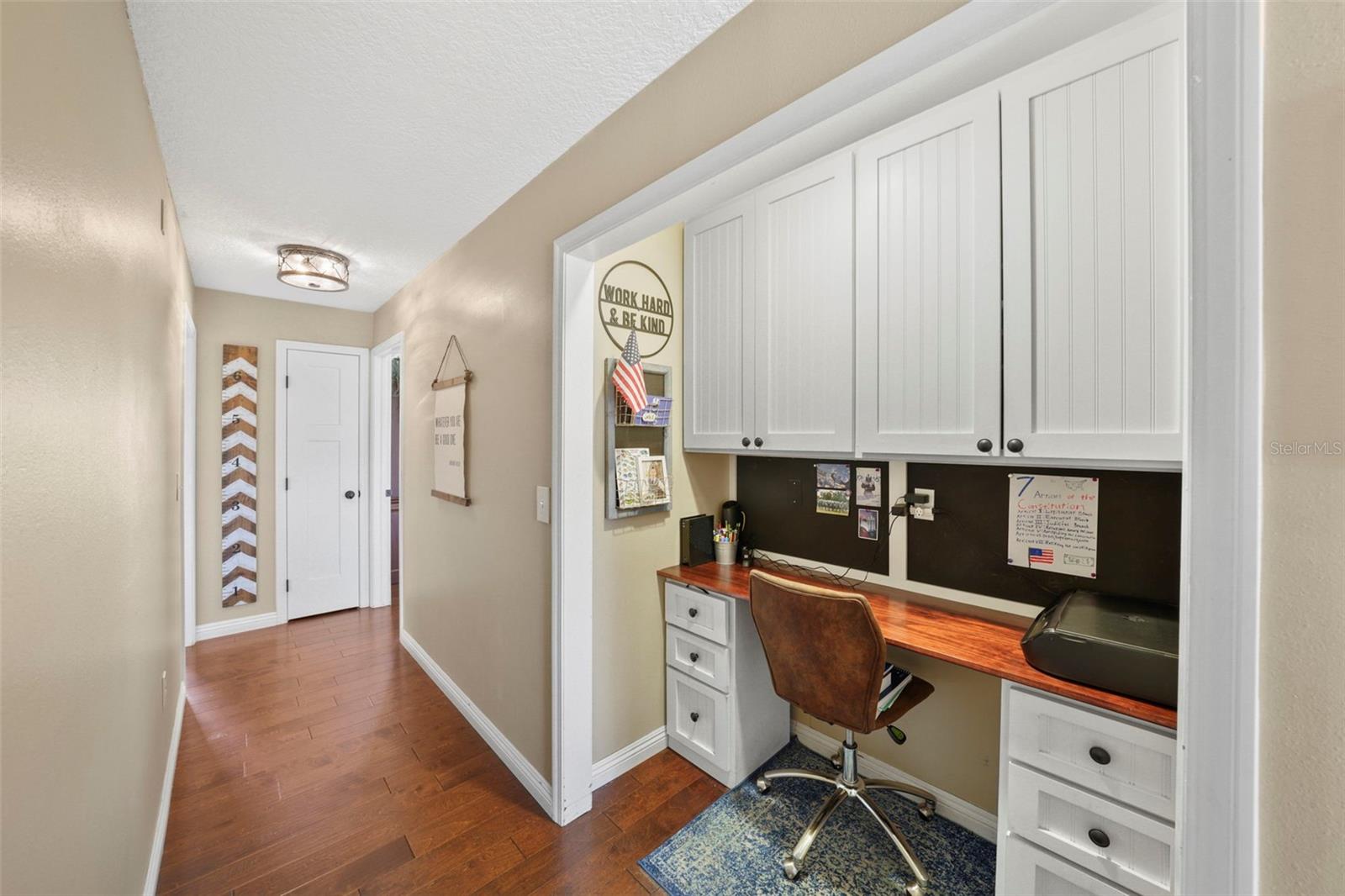 Listing photo id 16 for 808 Old Welcome Road