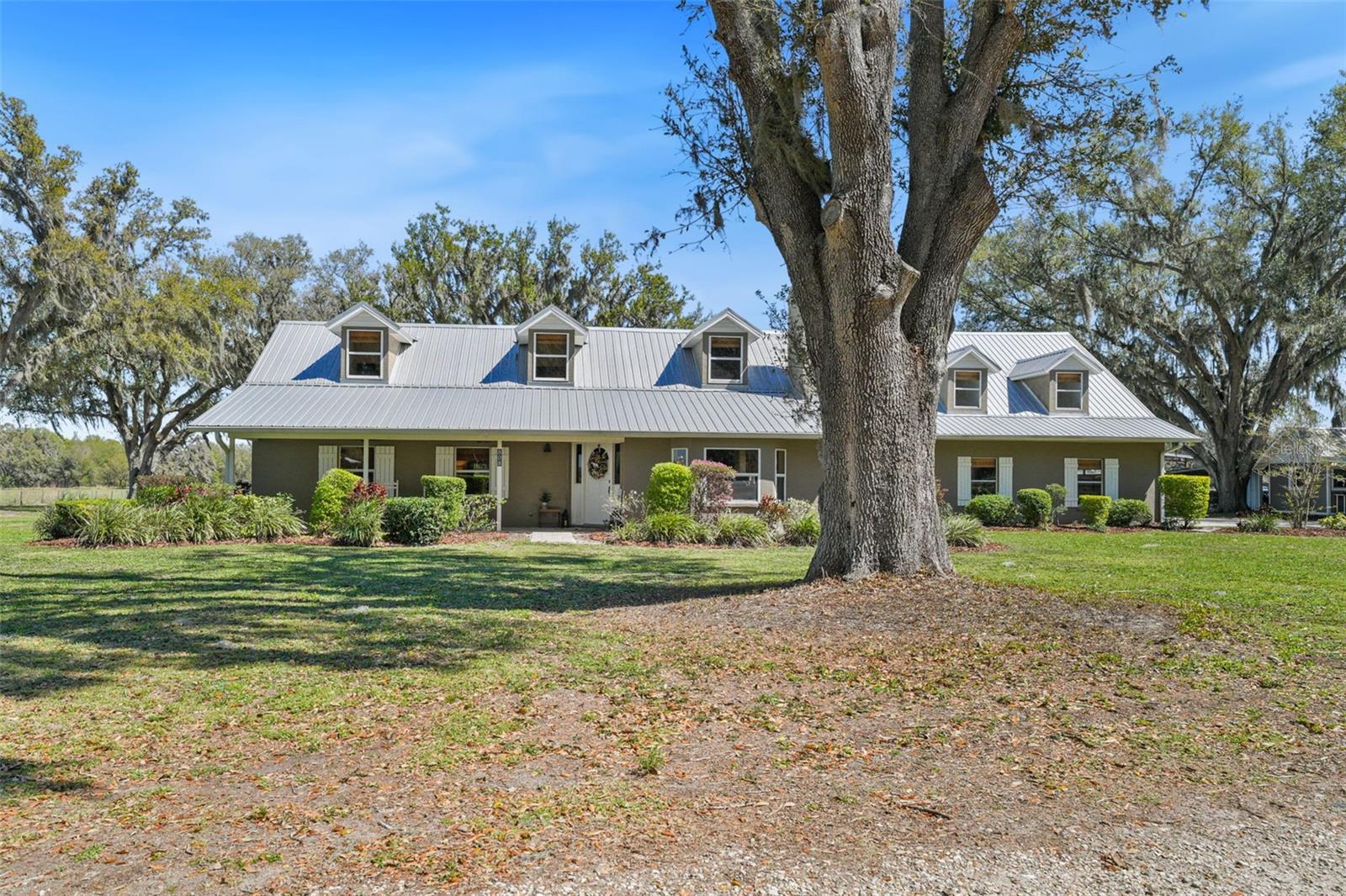 Listing photo id 0 for 808 Old Welcome Road