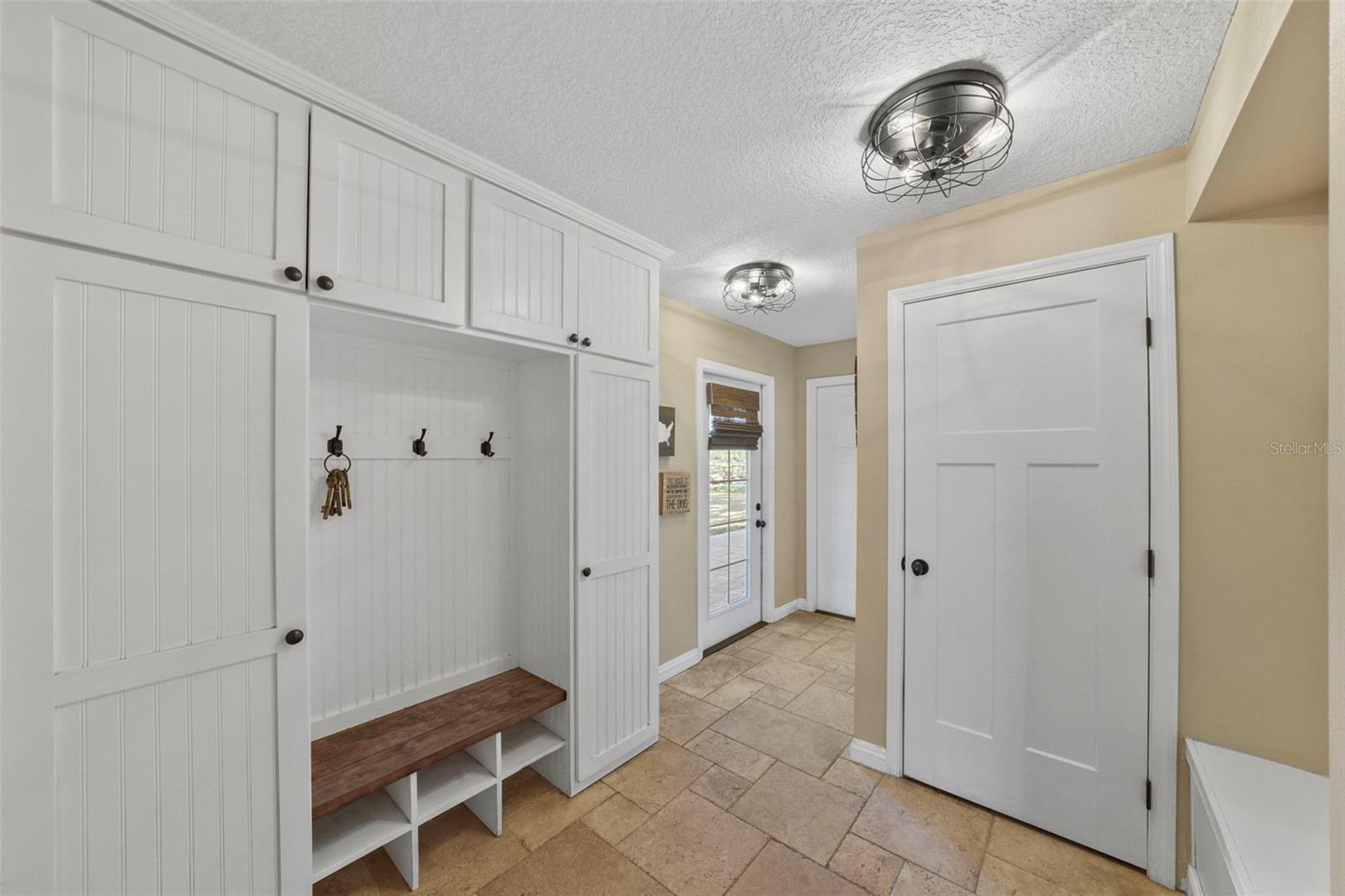 Listing photo id 47 for 808 Old Welcome Road
