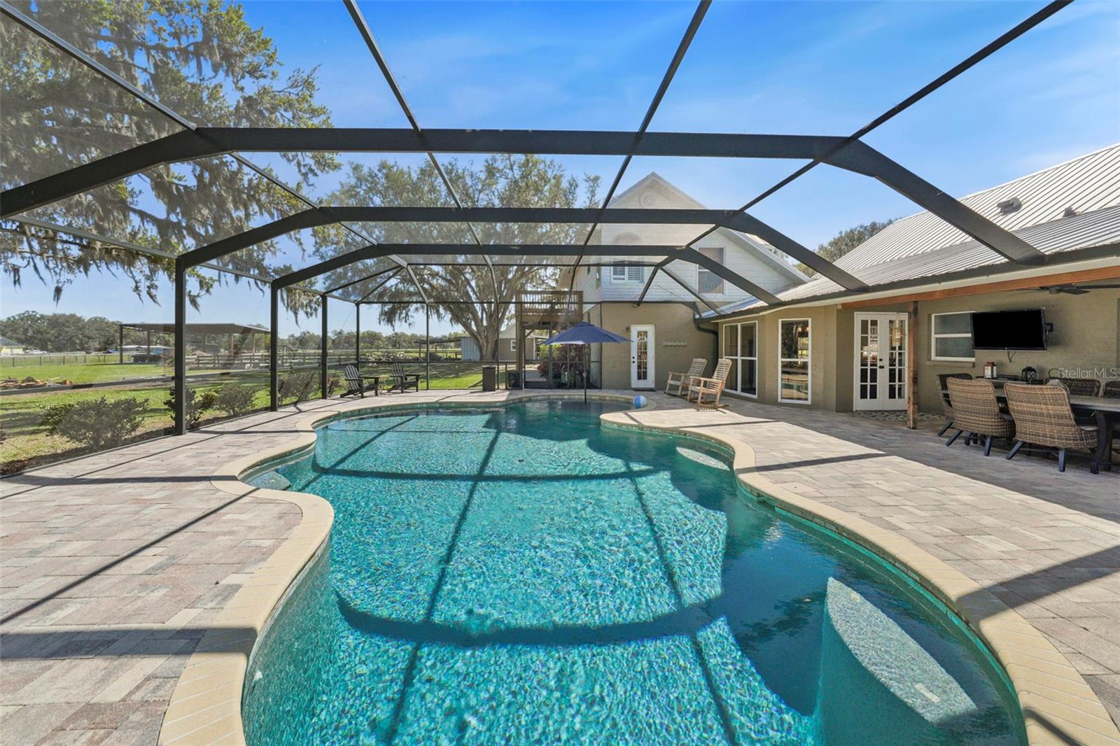 Listing photo id 54 for 808 Old Welcome Road