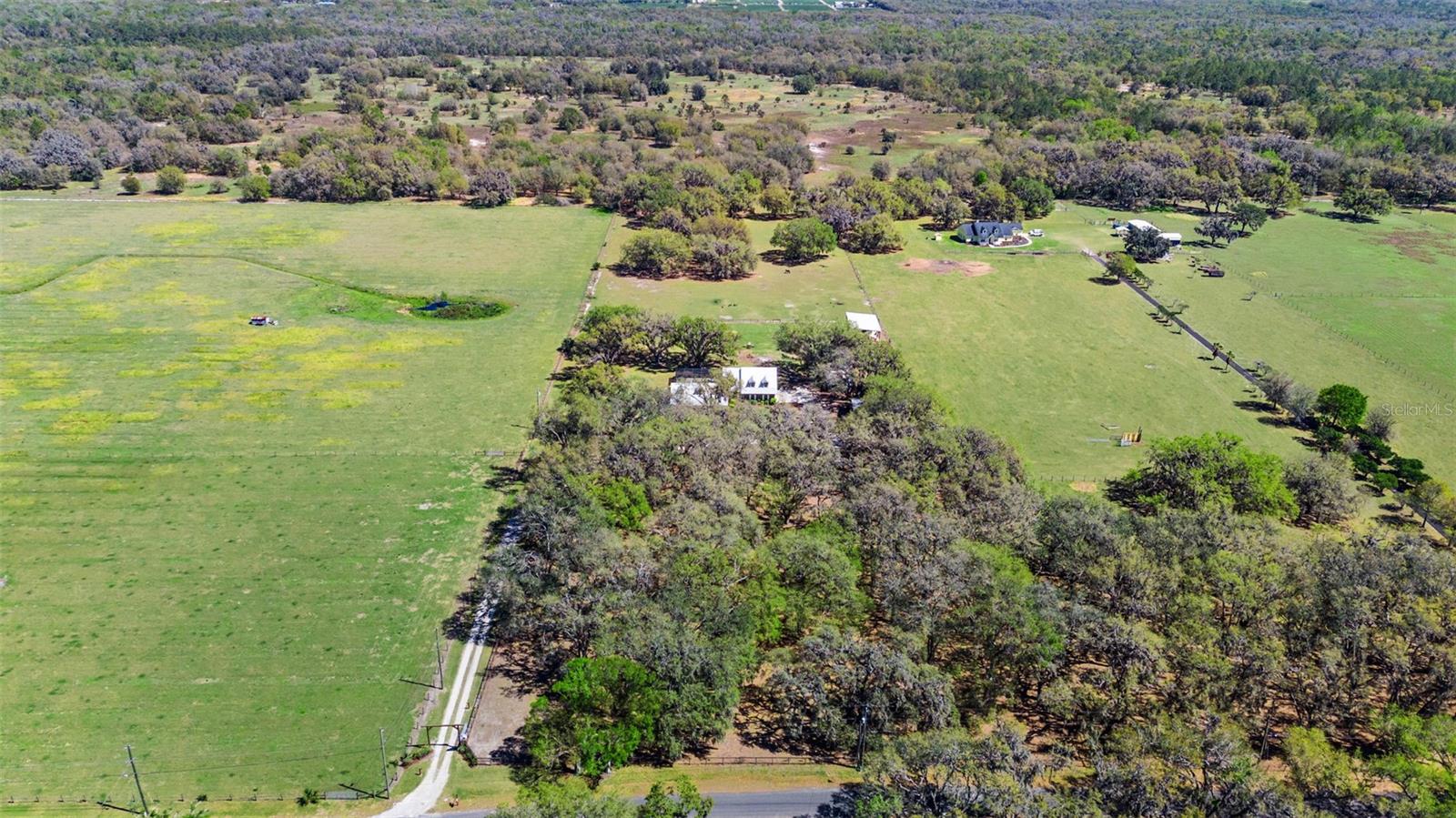 Listing photo id 84 for 808 Old Welcome Road