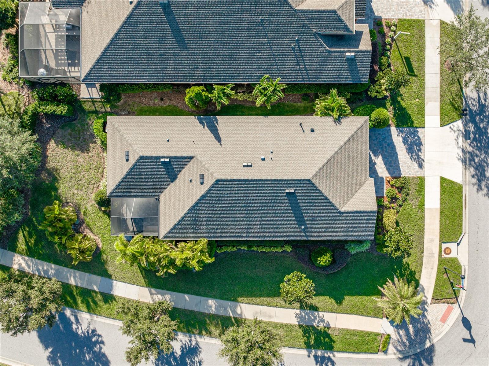 Image 6 of 52 For 6002 Thrushwood Road