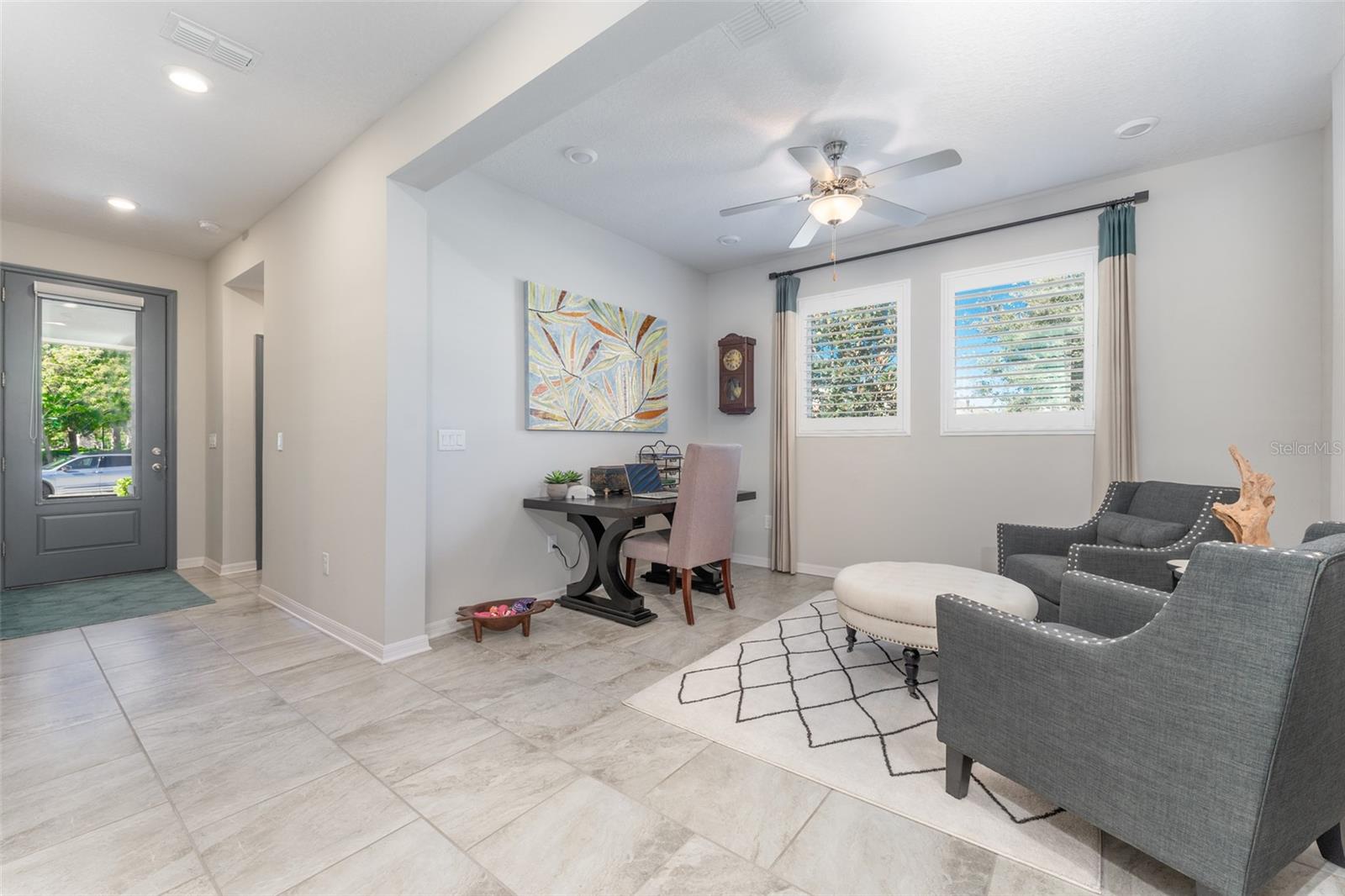 Image 8 of 52 For 6002 Thrushwood Road