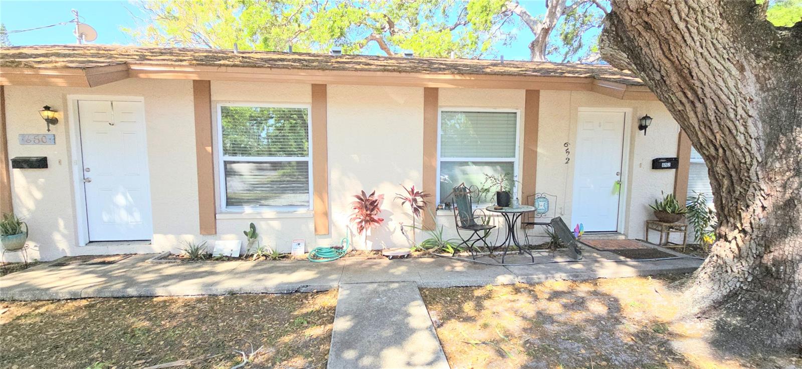 Image 3 of 25 For 652 37th Street N