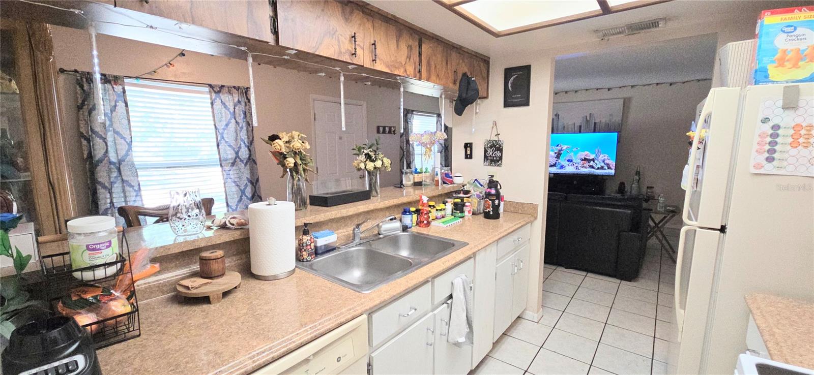 Image 9 of 25 For 652 37th Street N