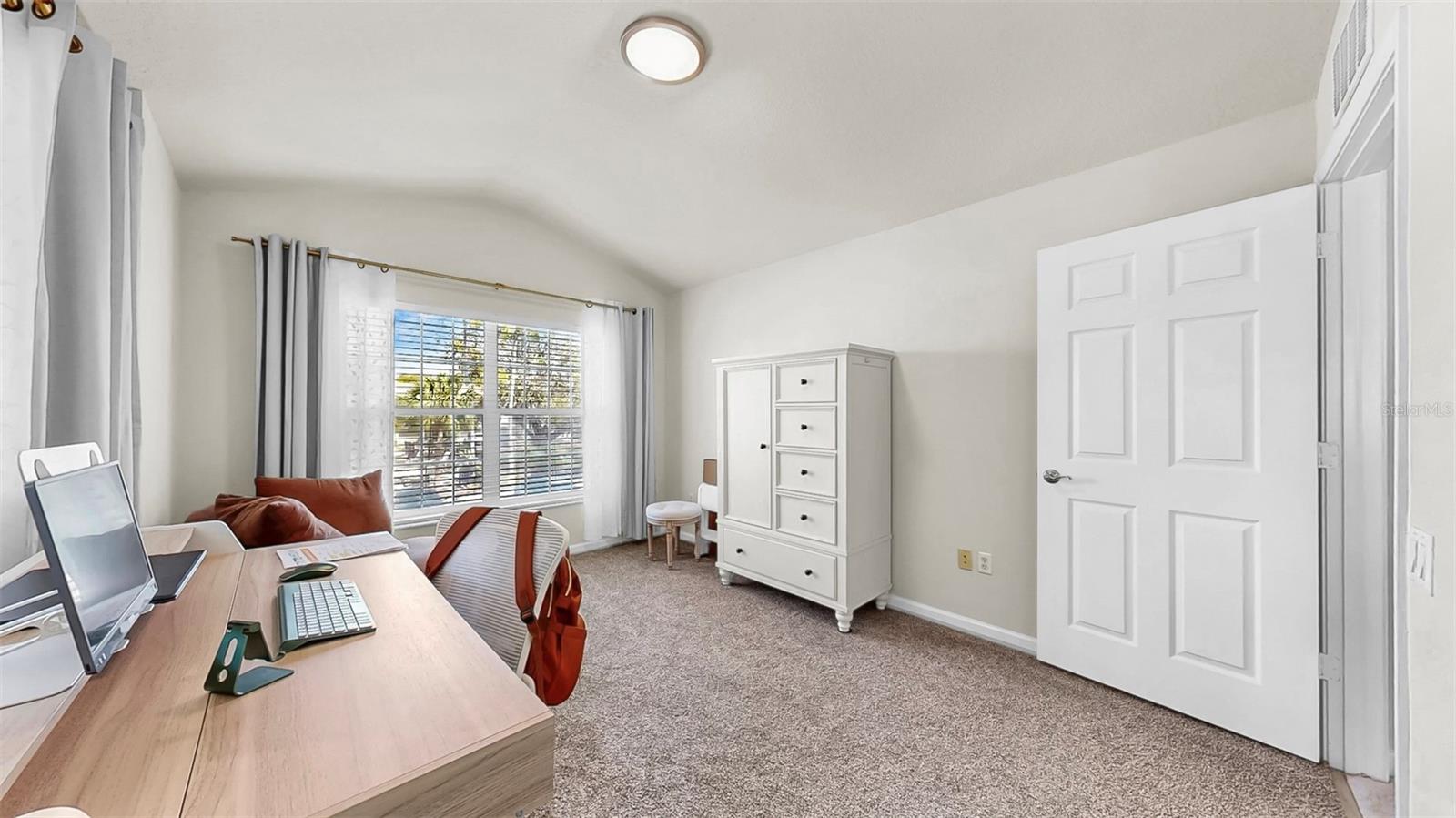 Image 18 of 29 For 10209 Spanish Breeze Court