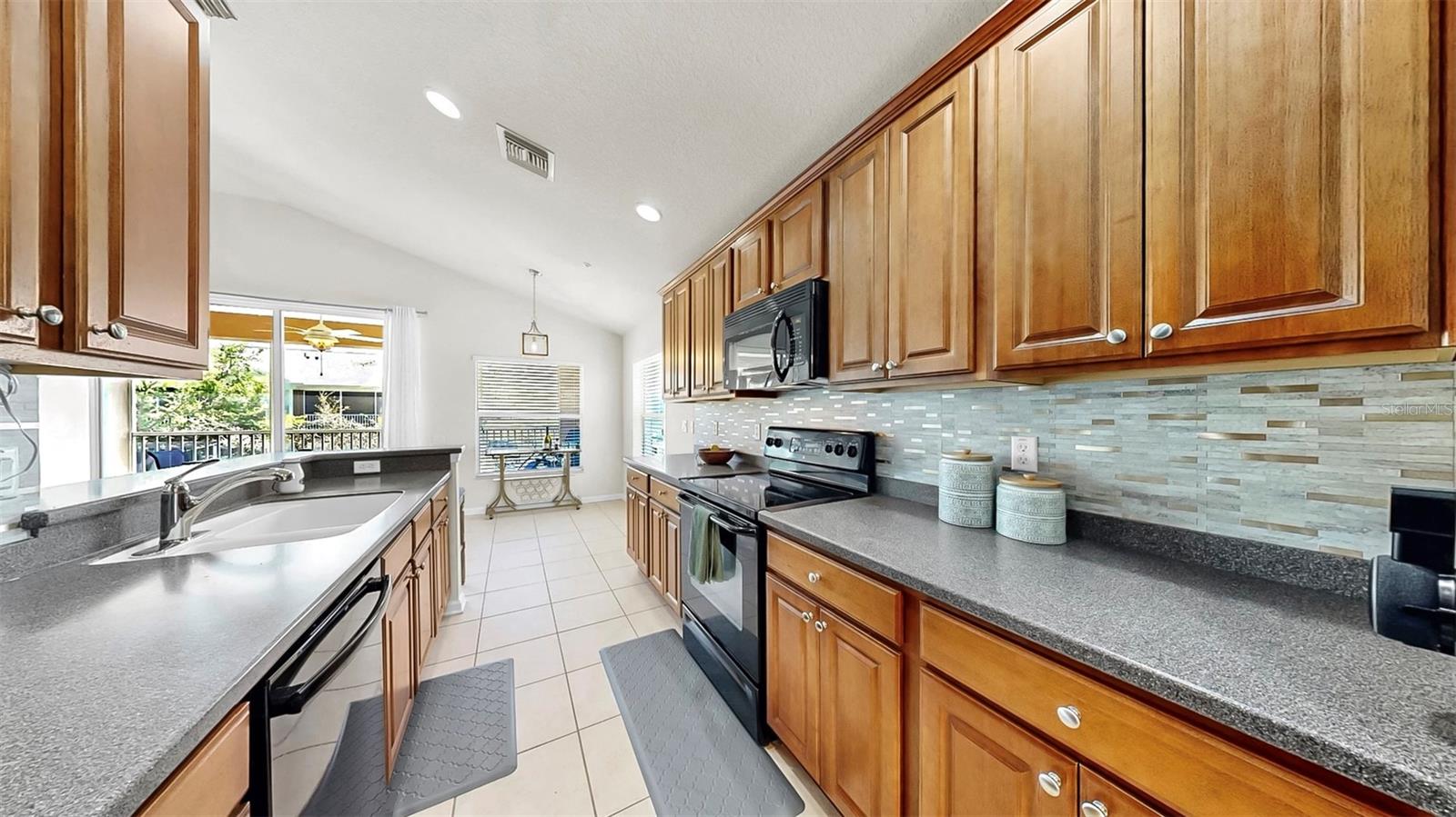 Image 9 of 29 For 10209 Spanish Breeze Court