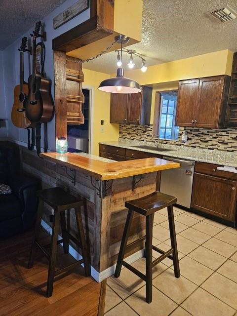 Listing photo id 10 for 26419 Rolling Acres Drive E