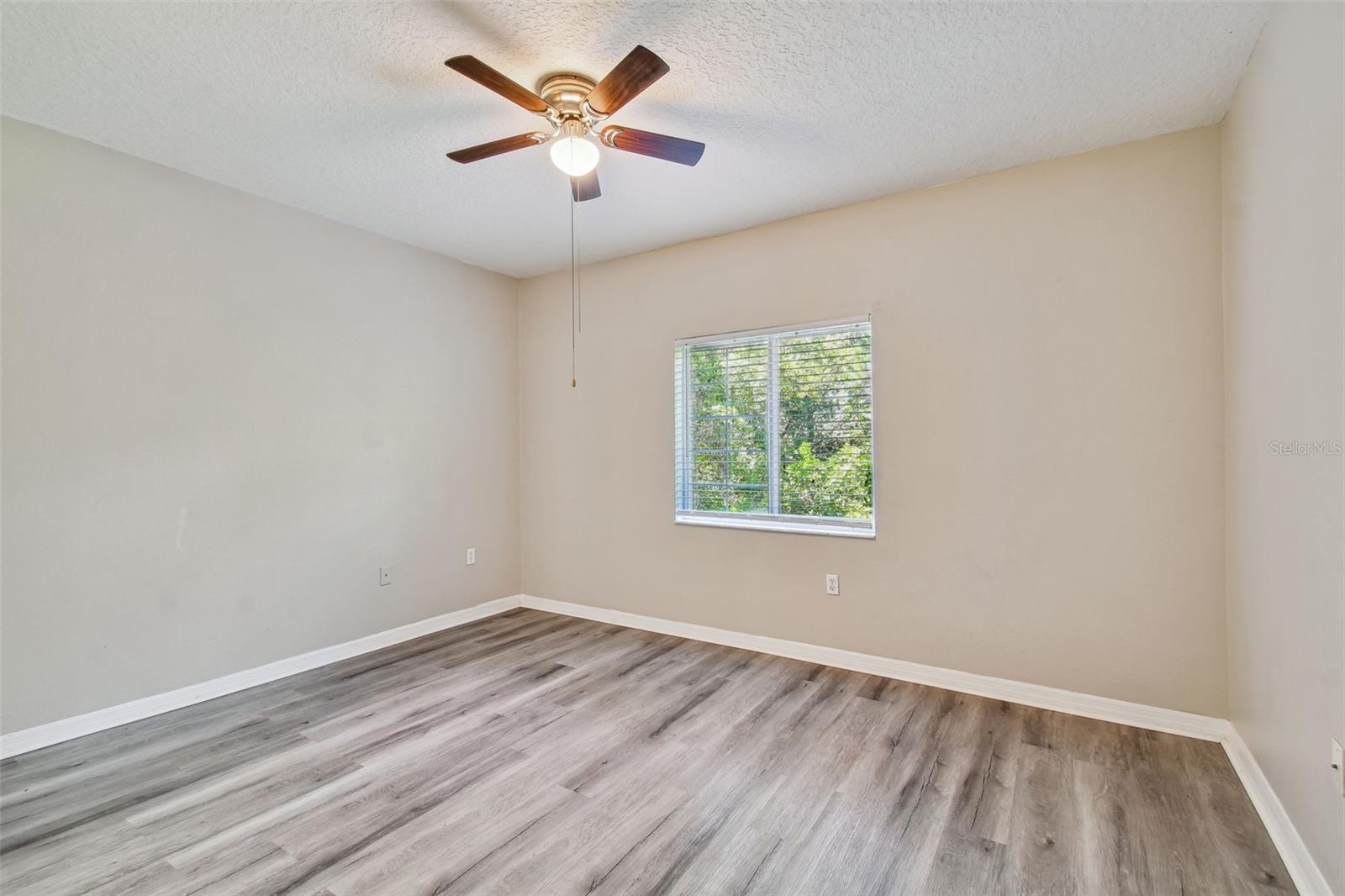 Image 11 of 30 For 6447 Cypressdale Drive 202