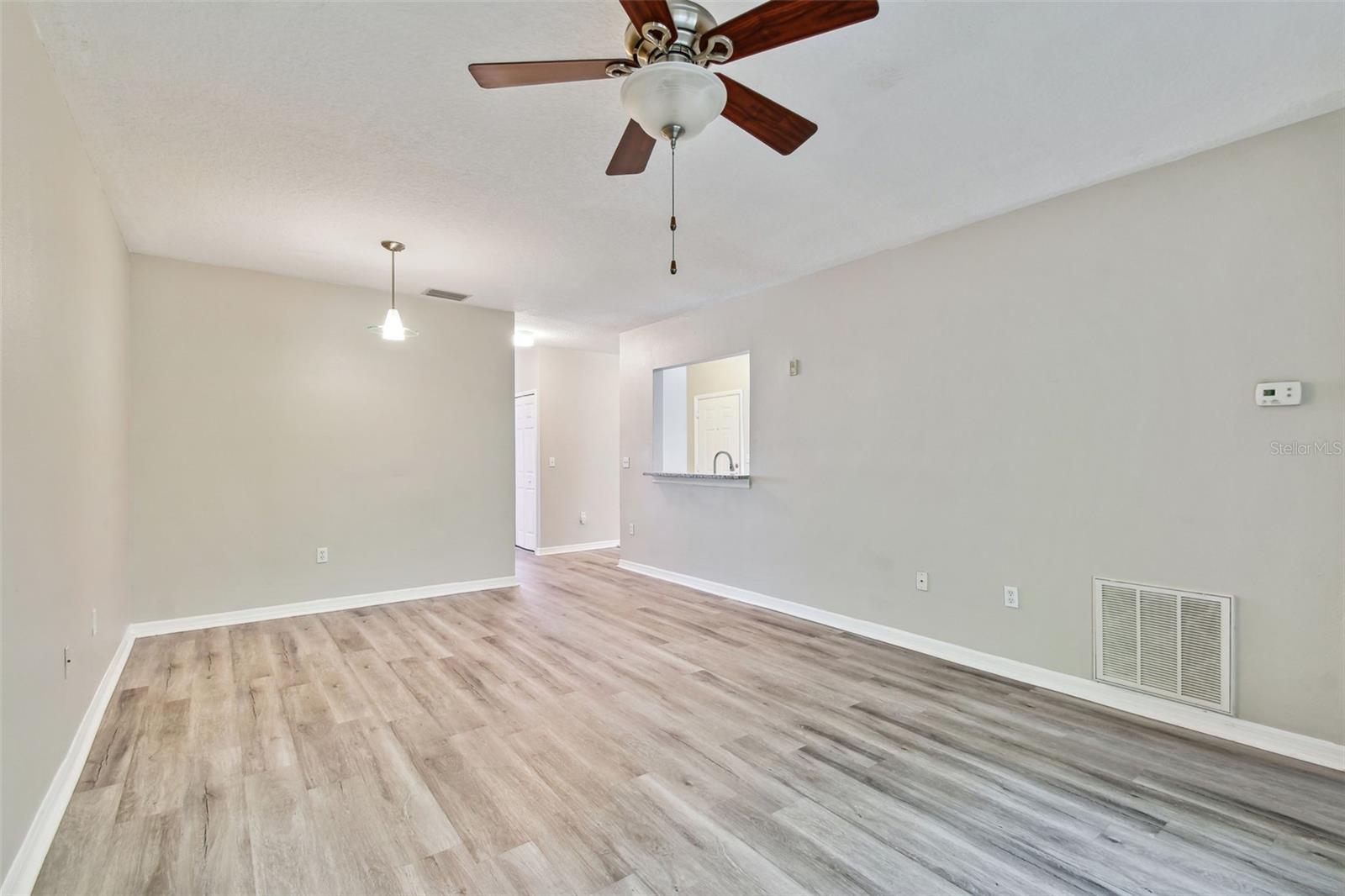 Image 5 of 30 For 6447 Cypressdale Drive 202