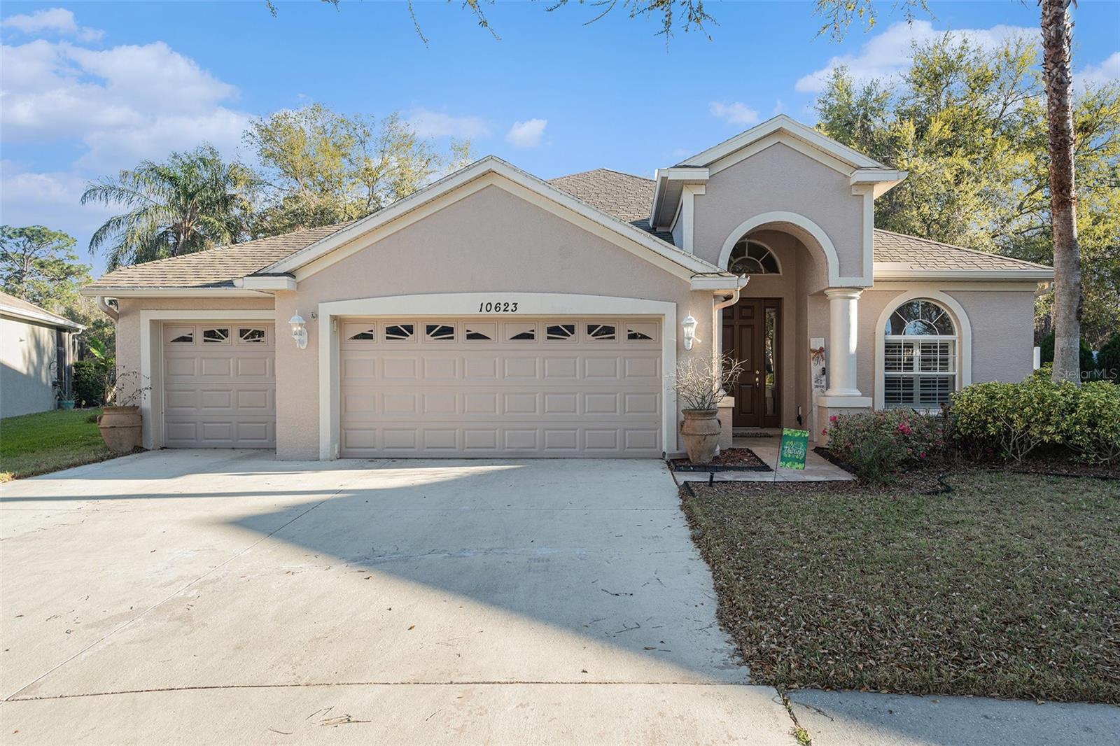 Details for 10623 Pearl Berry Loop, LAND O LAKES, FL 34638