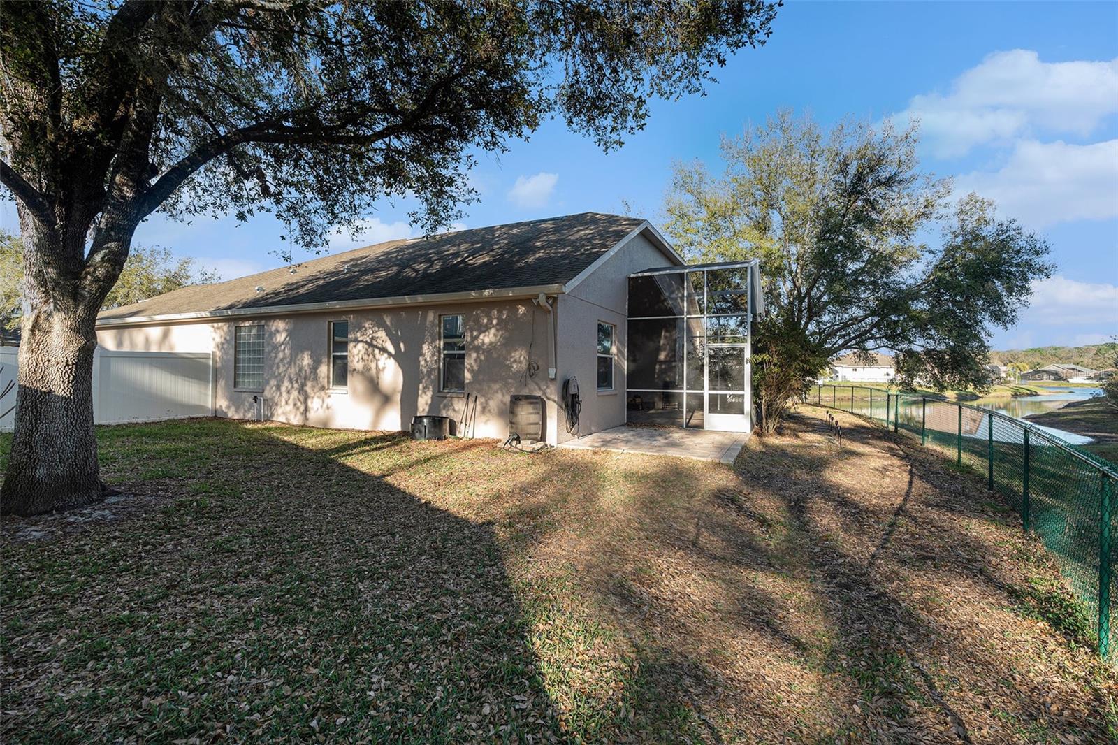 Listing photo id 20 for 10623 Pearl Berry Loop