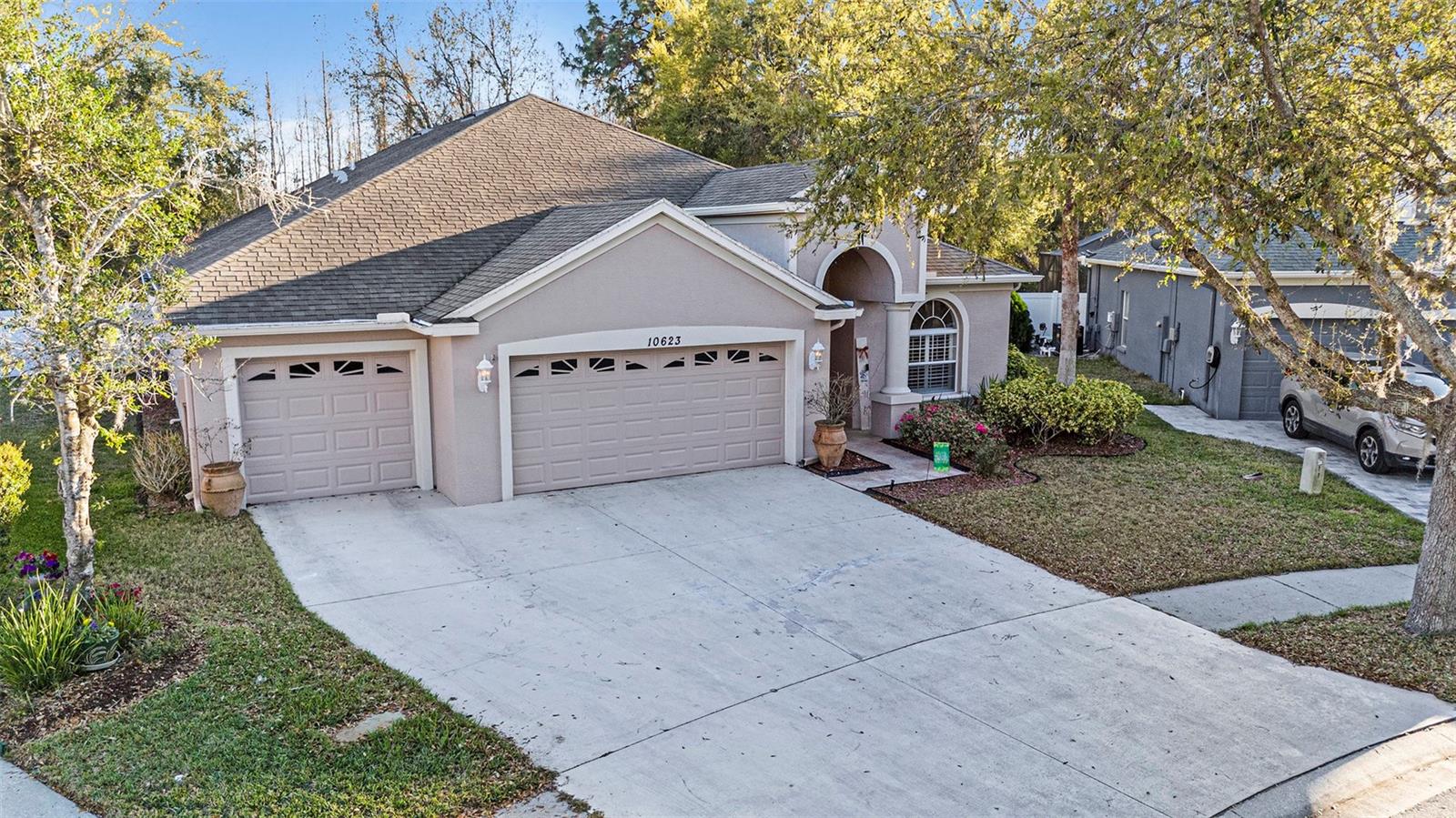 Listing photo id 22 for 10623 Pearl Berry Loop