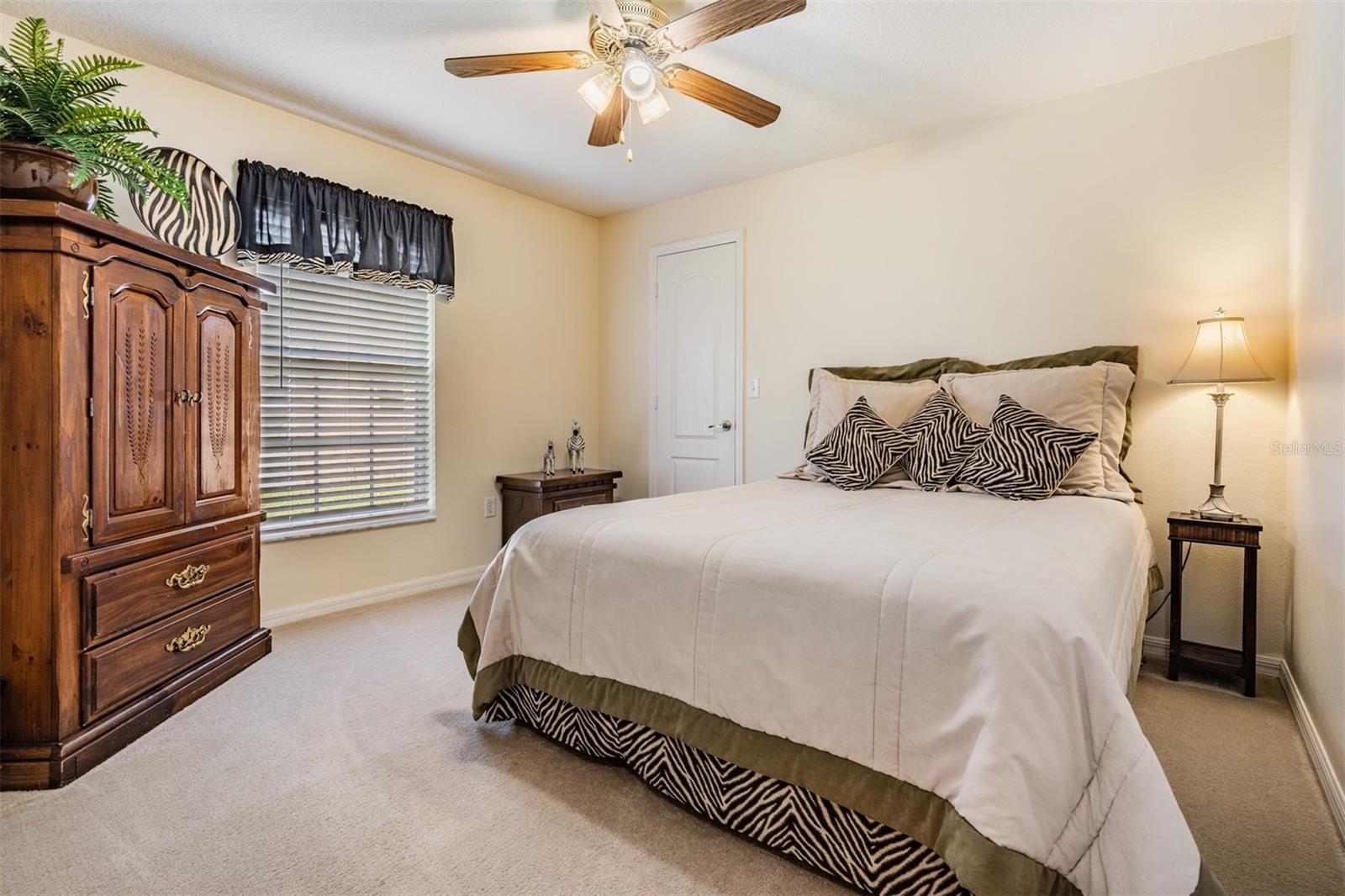 Image 17 of 87 For 10216 Moshie Lane