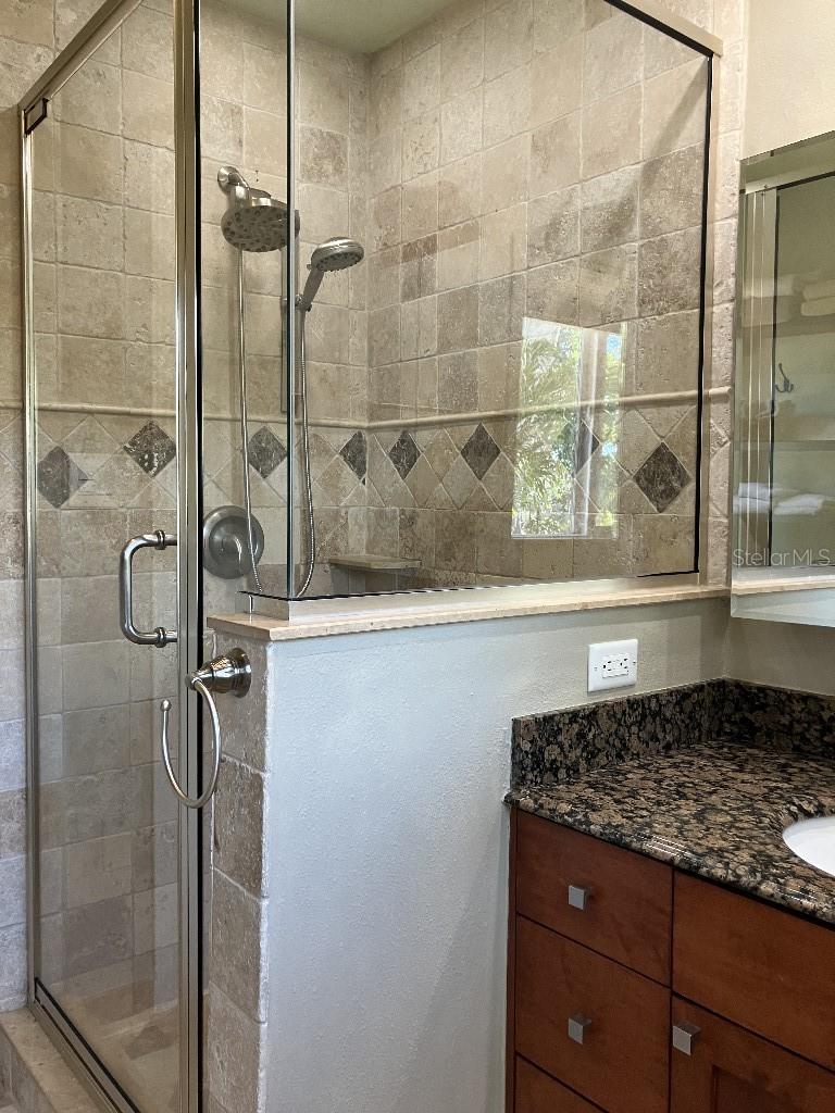 Image 10 of 15 For 609 49th Street Court W