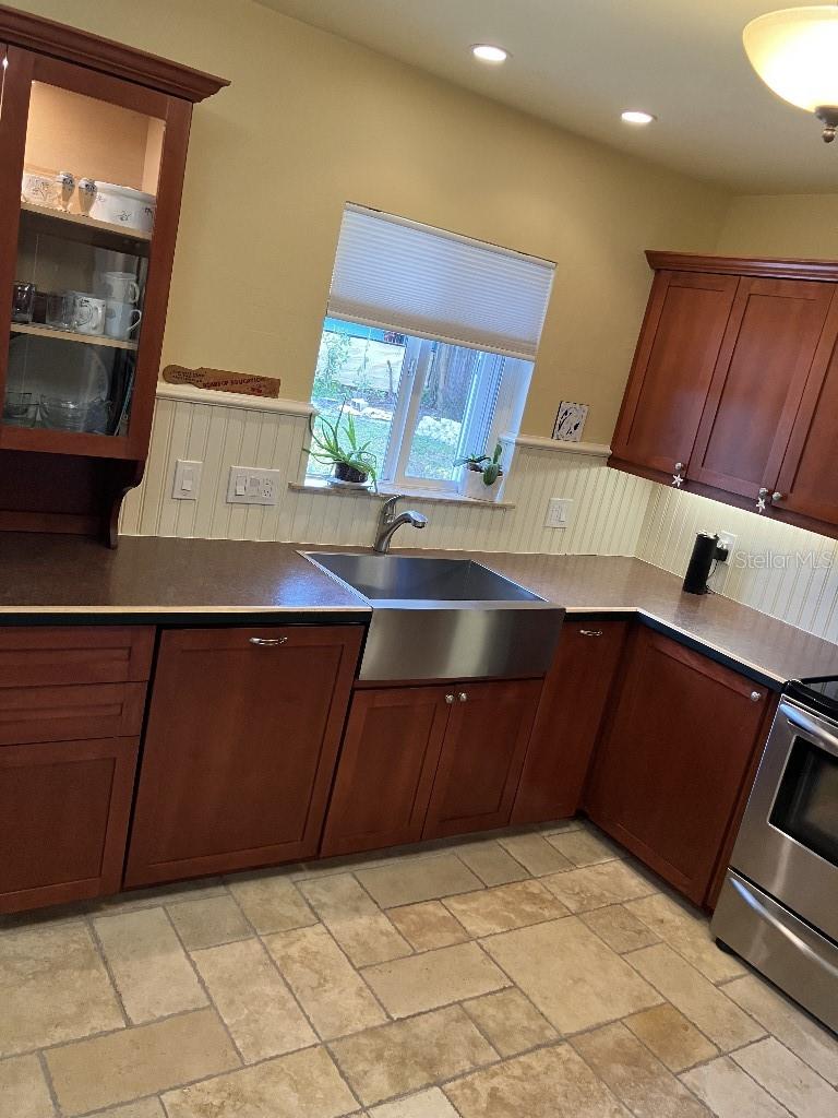 Image 2 of 15 For 609 49th Street Court W