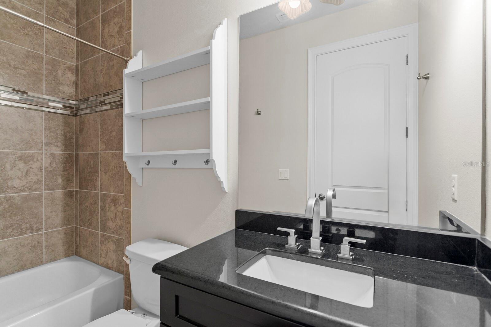 Image 29 of 44 For 224 Audubon Avenue