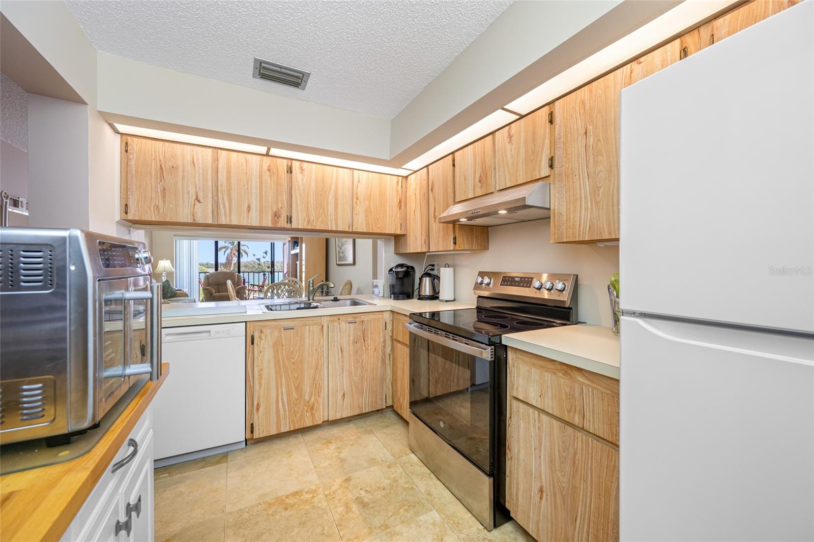 Image 6 of 45 For 6357 Bahia Del Mar Boulevard 206