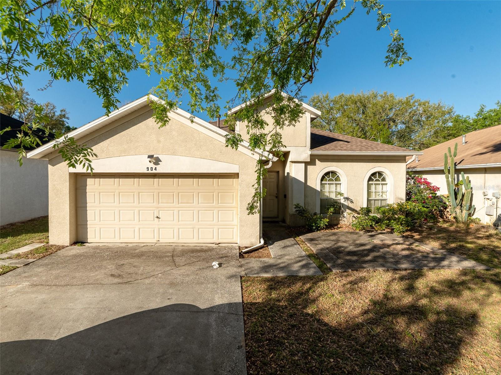 Details for 904 Grand Canyon Drive, VALRICO, FL 33594