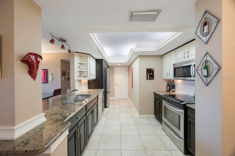 Image 10 of 45 For 5700 Escondida Boulevard S 506