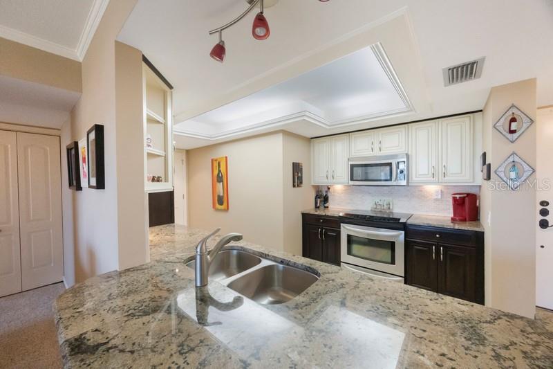 Image 13 of 45 For 5700 Escondida Boulevard S 506
