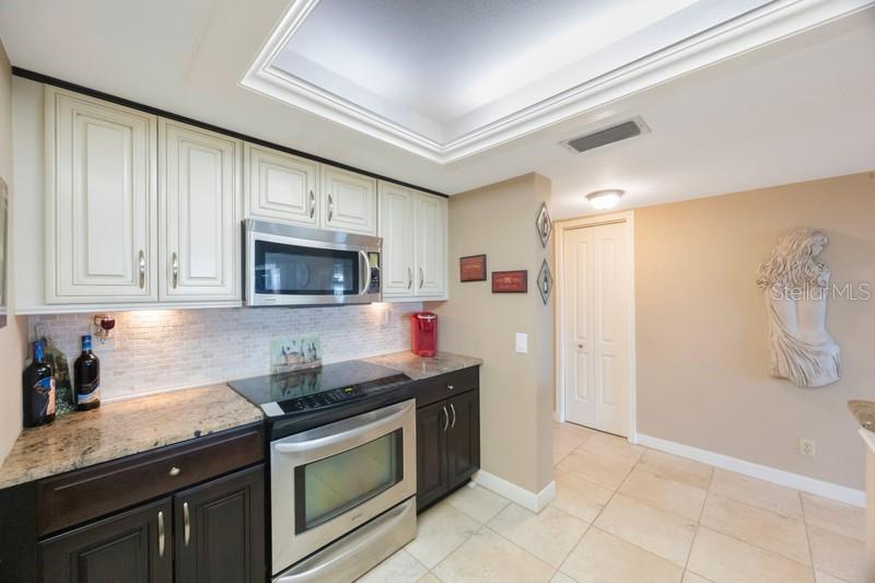 Image 14 of 45 For 5700 Escondida Boulevard S 506