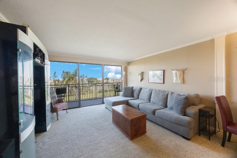 Image 17 of 45 For 5700 Escondida Boulevard S 506
