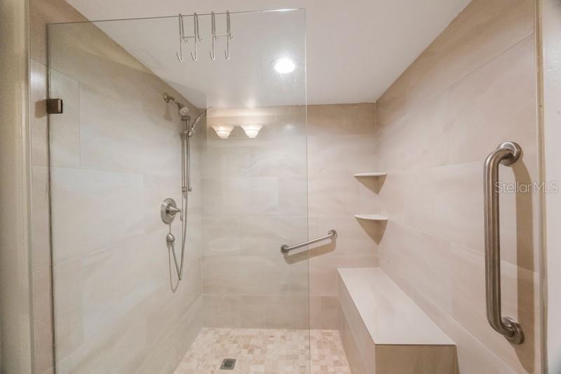Image 24 of 45 For 5700 Escondida Boulevard S 506