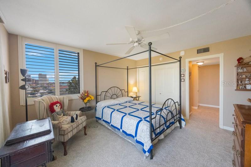 Image 27 of 45 For 5700 Escondida Boulevard S 506