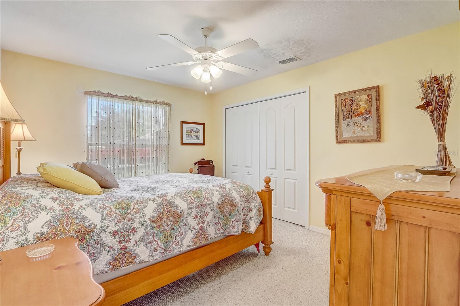 Image 15 of 40 For 10837 Versailles Boulevard